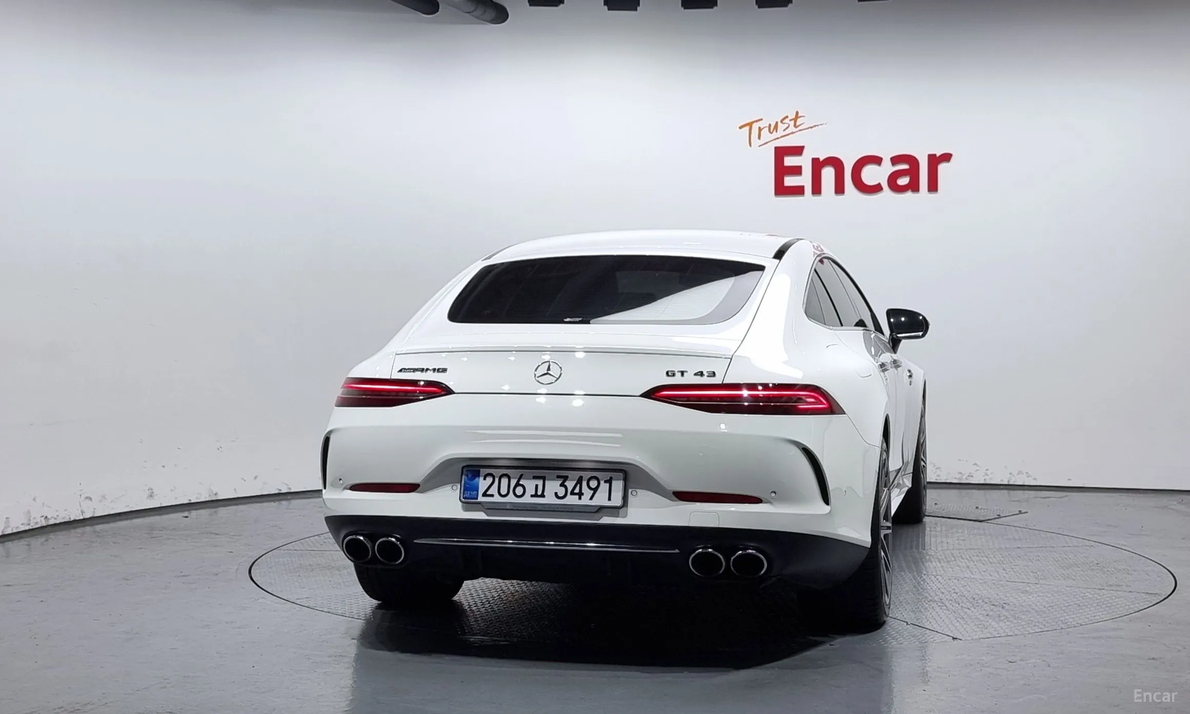 Mercedes Benz AMG GT превью 3