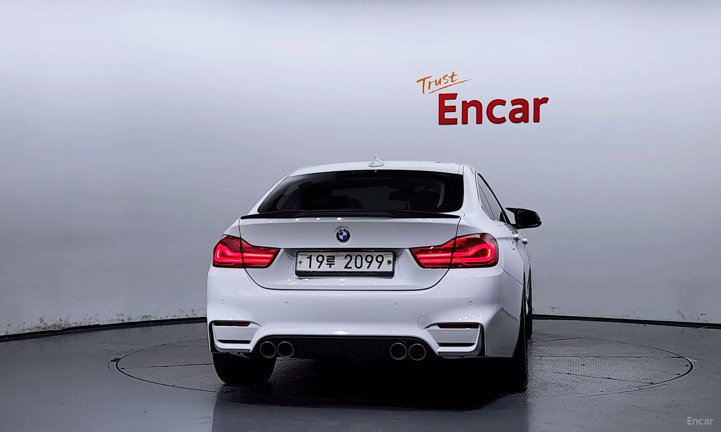 BMW Series 4 (F32) превью 3