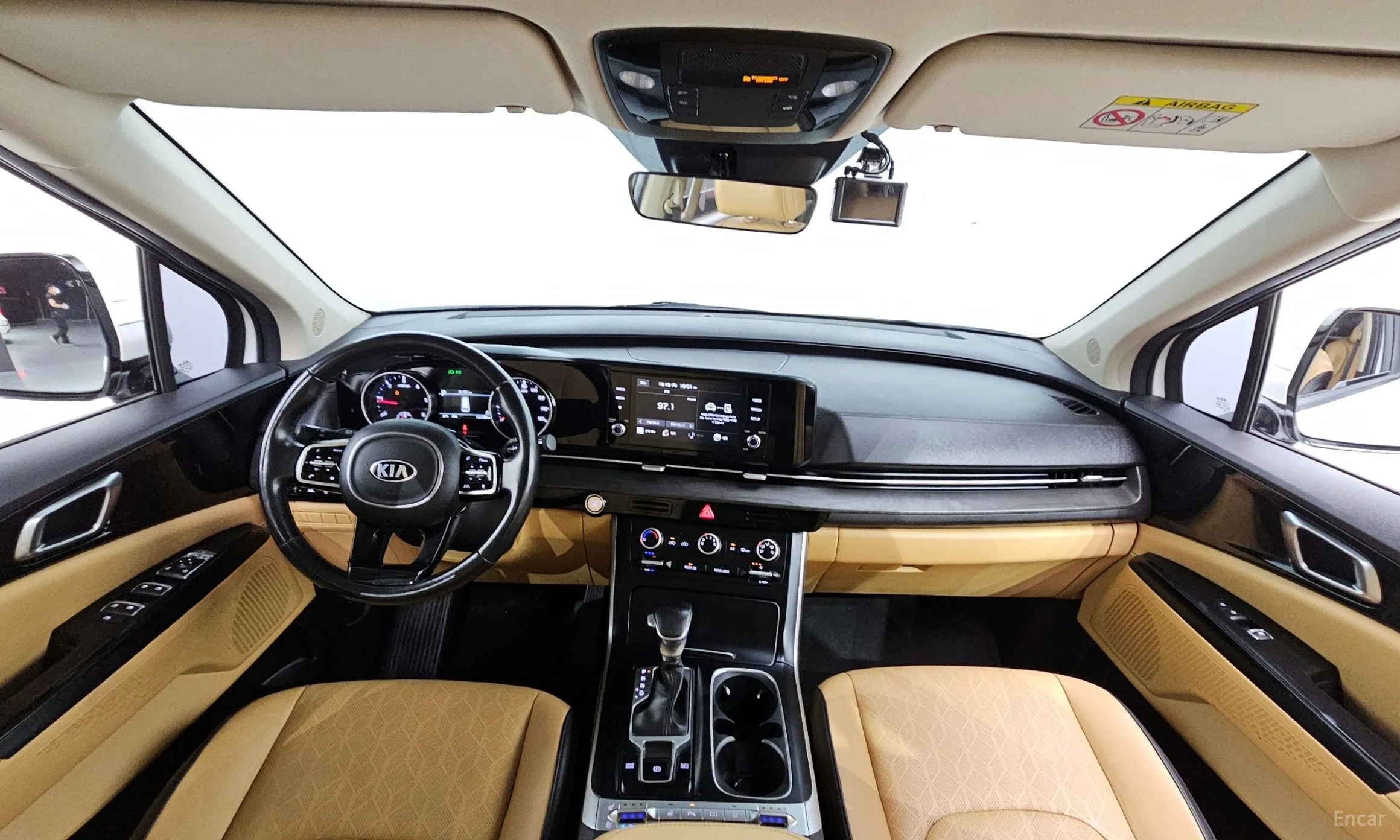 Kia Carnival Gen 4 превью 4