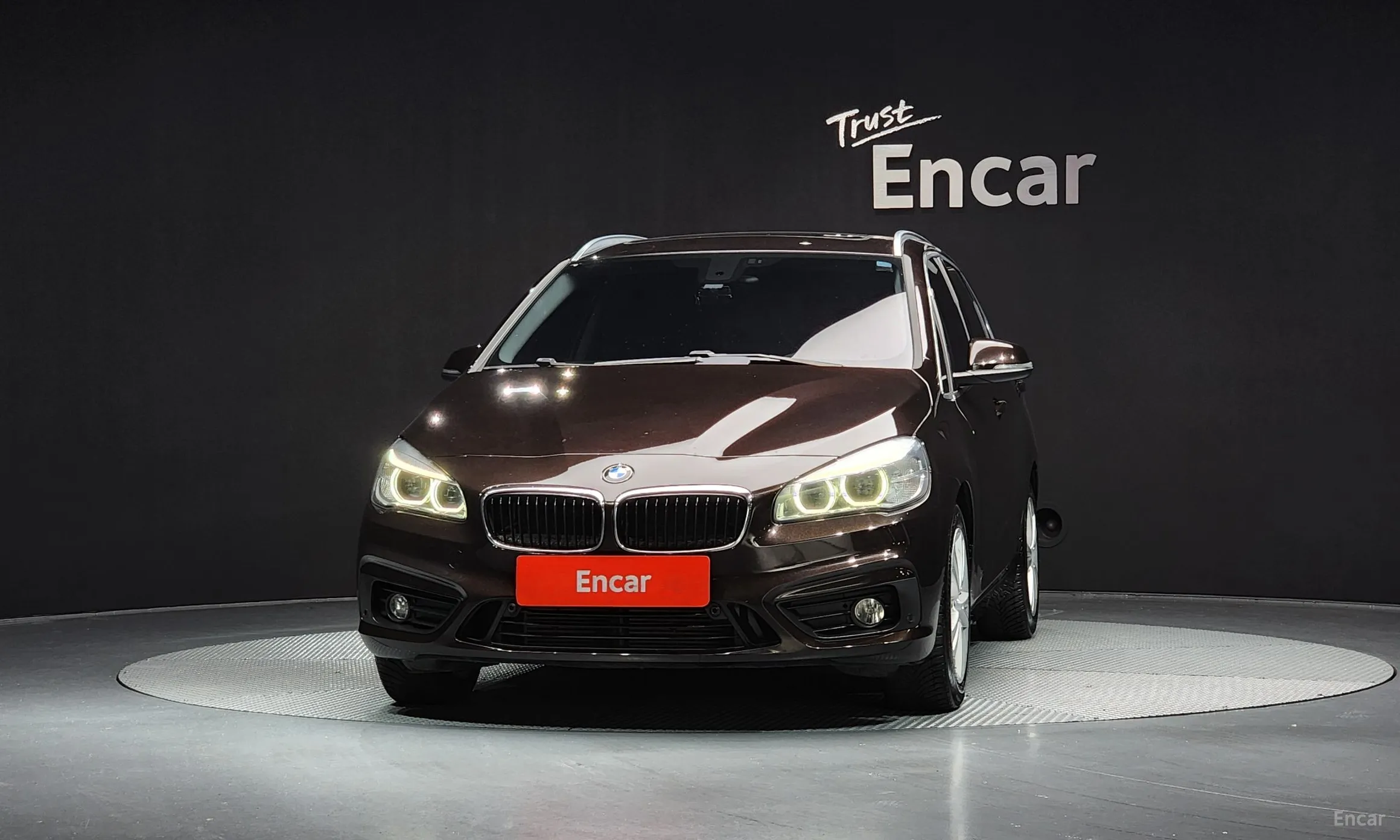 BMW 2-Series Active Tourer (F45) превью 2