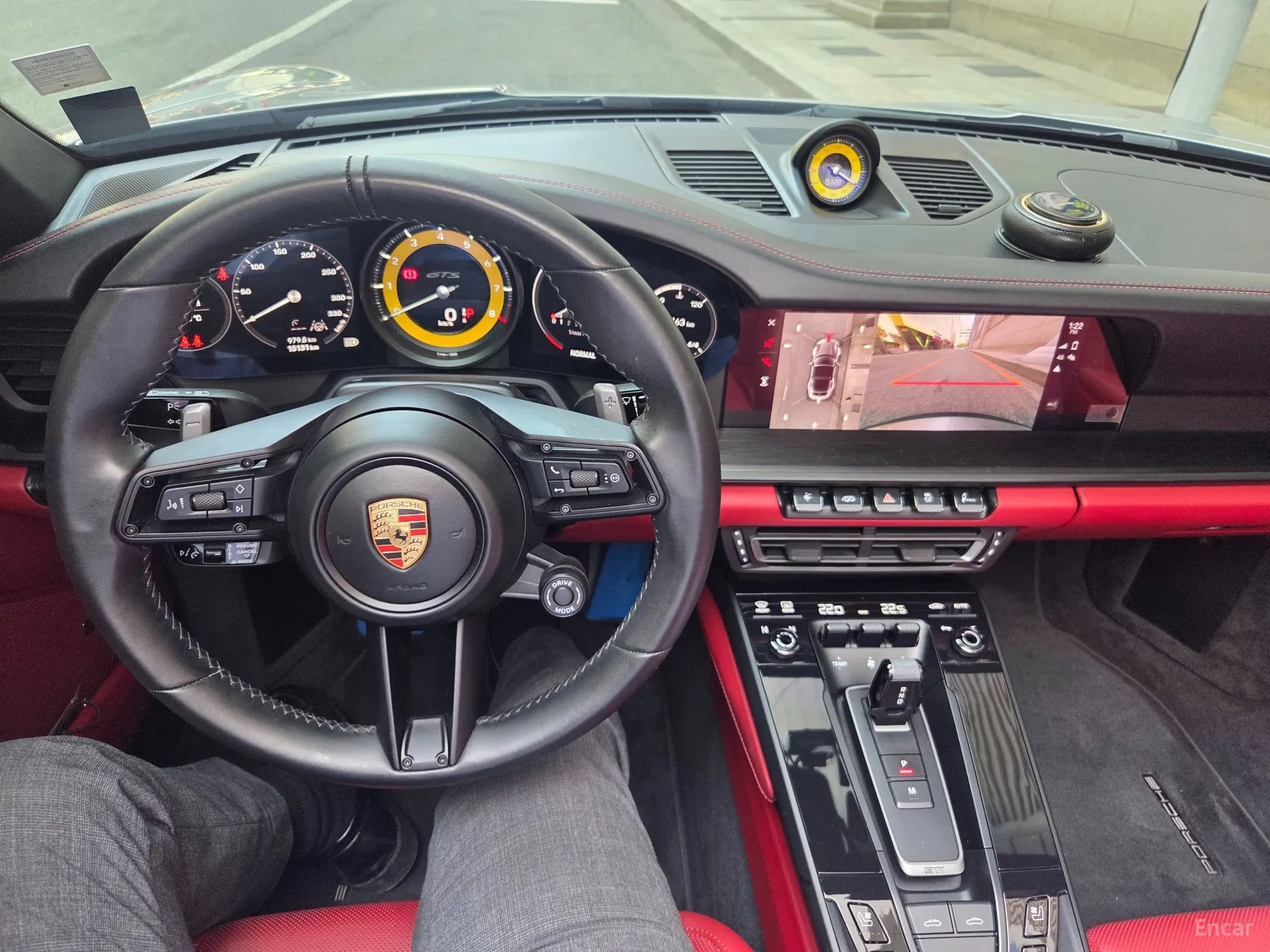 Porsche 911 (992) превью 4