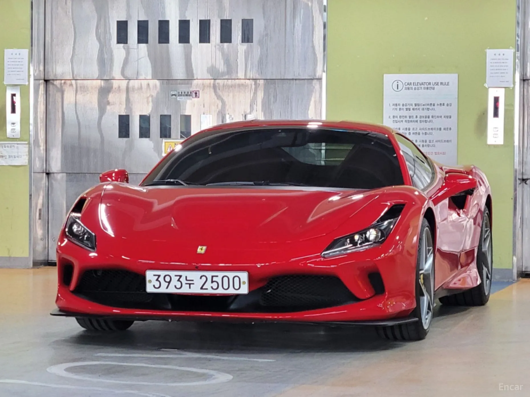 Ferrari F8 Tributo