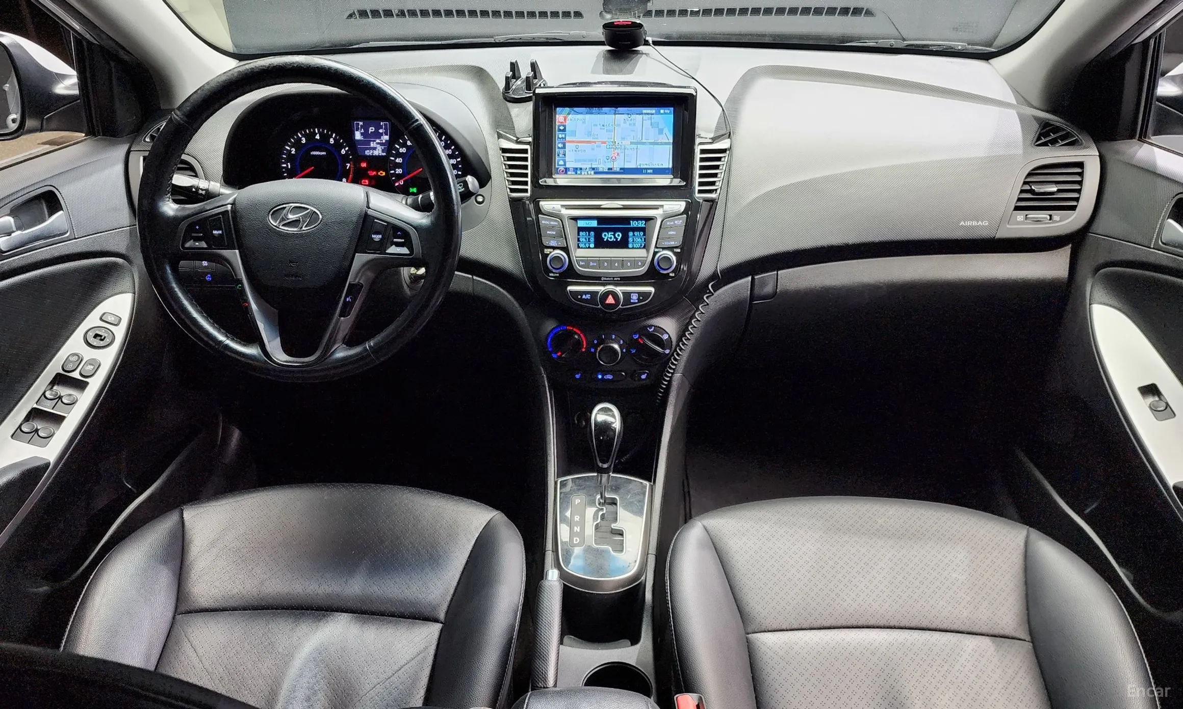 Hyundai Accent (new) превью 4