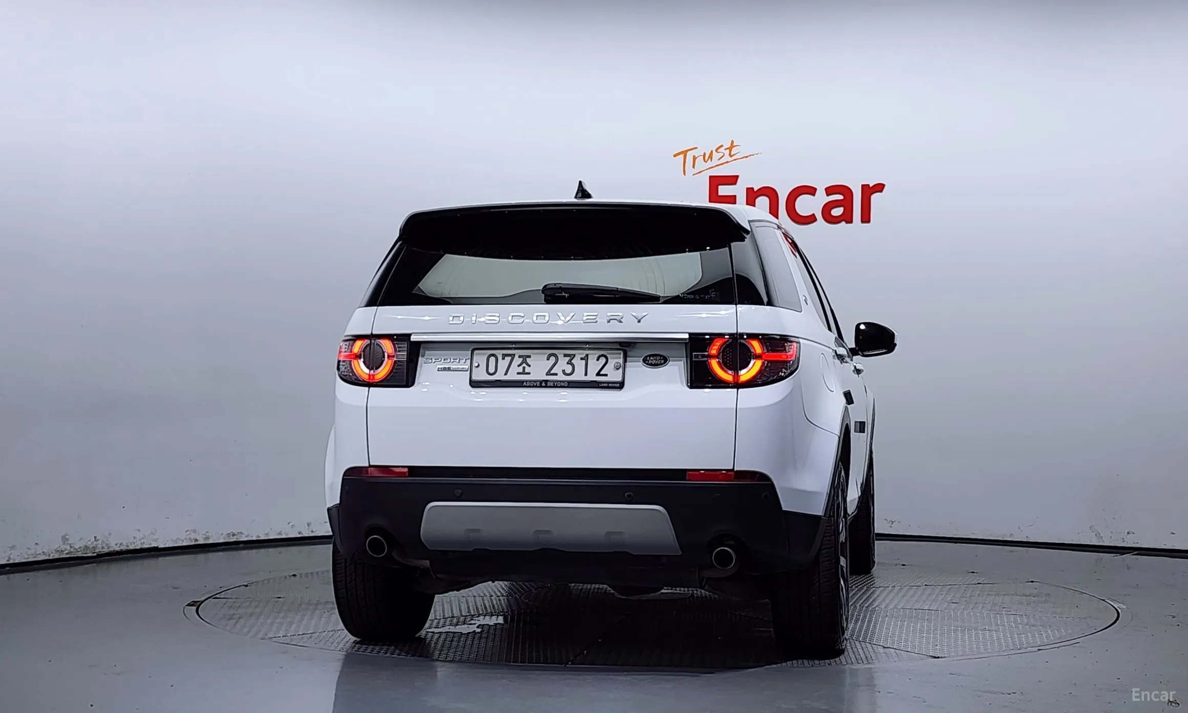 Land Rover Discovery Sports превью 3