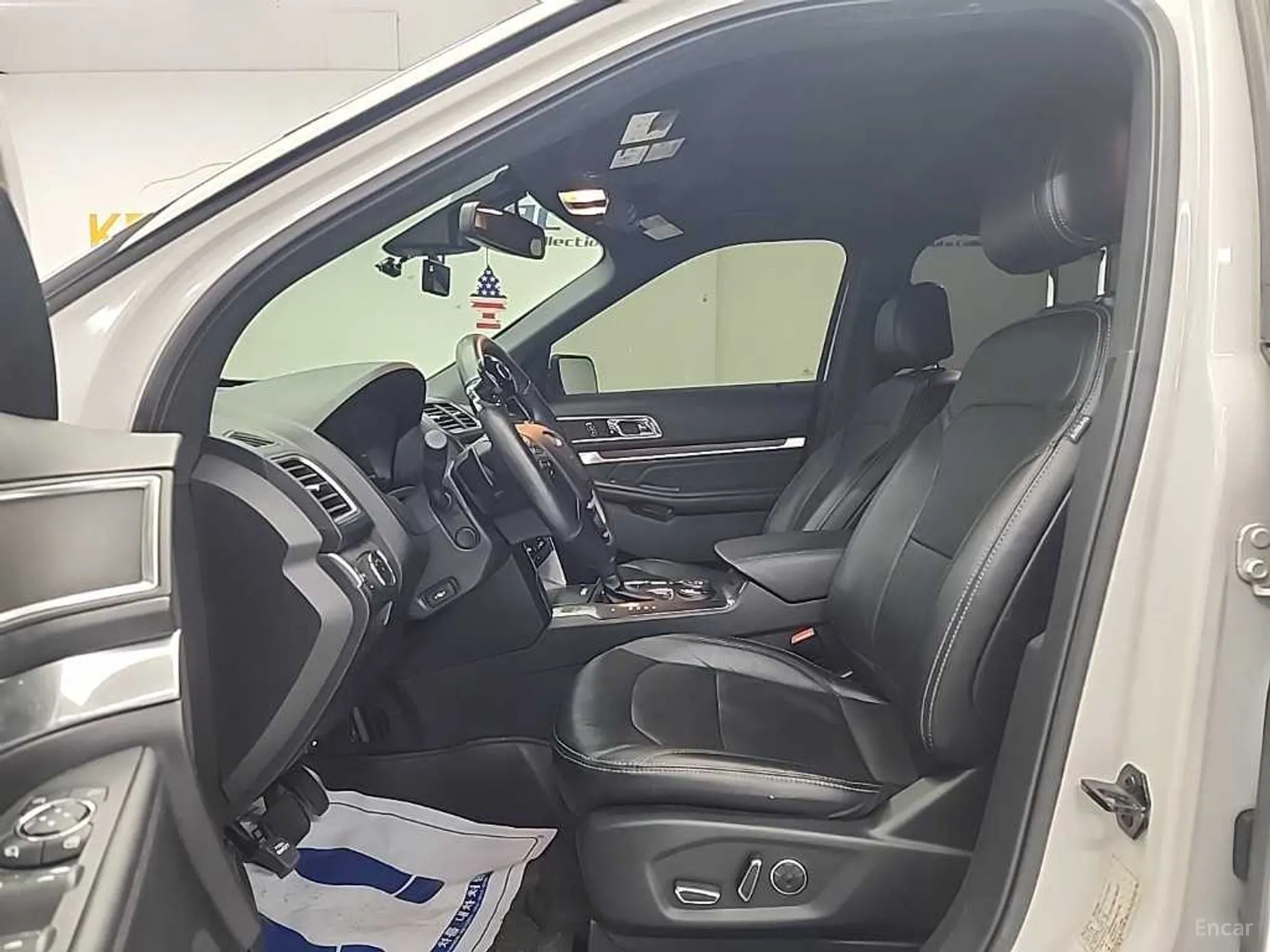 Ford Explorer превью 11