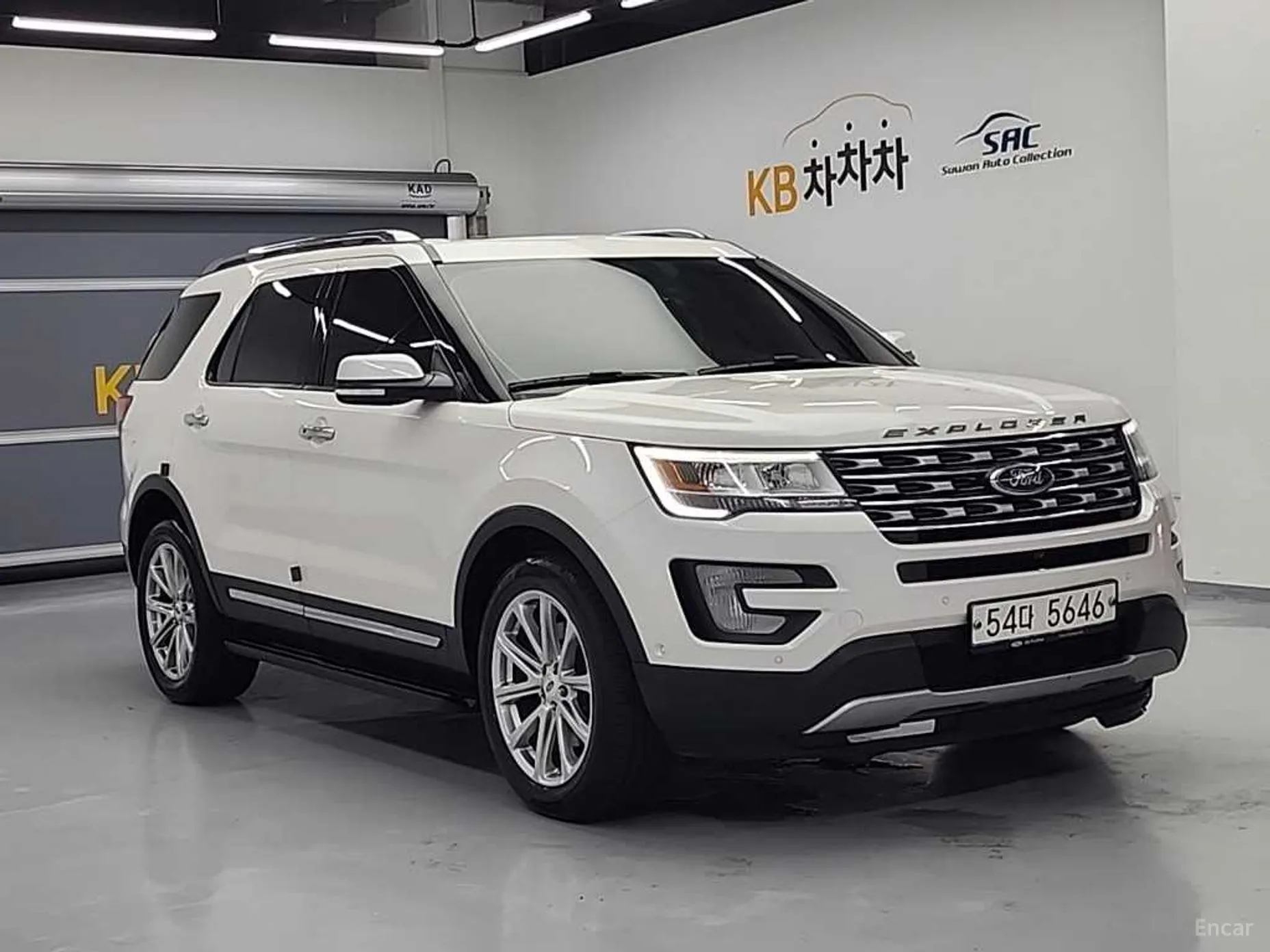 Ford Explorer превью 4