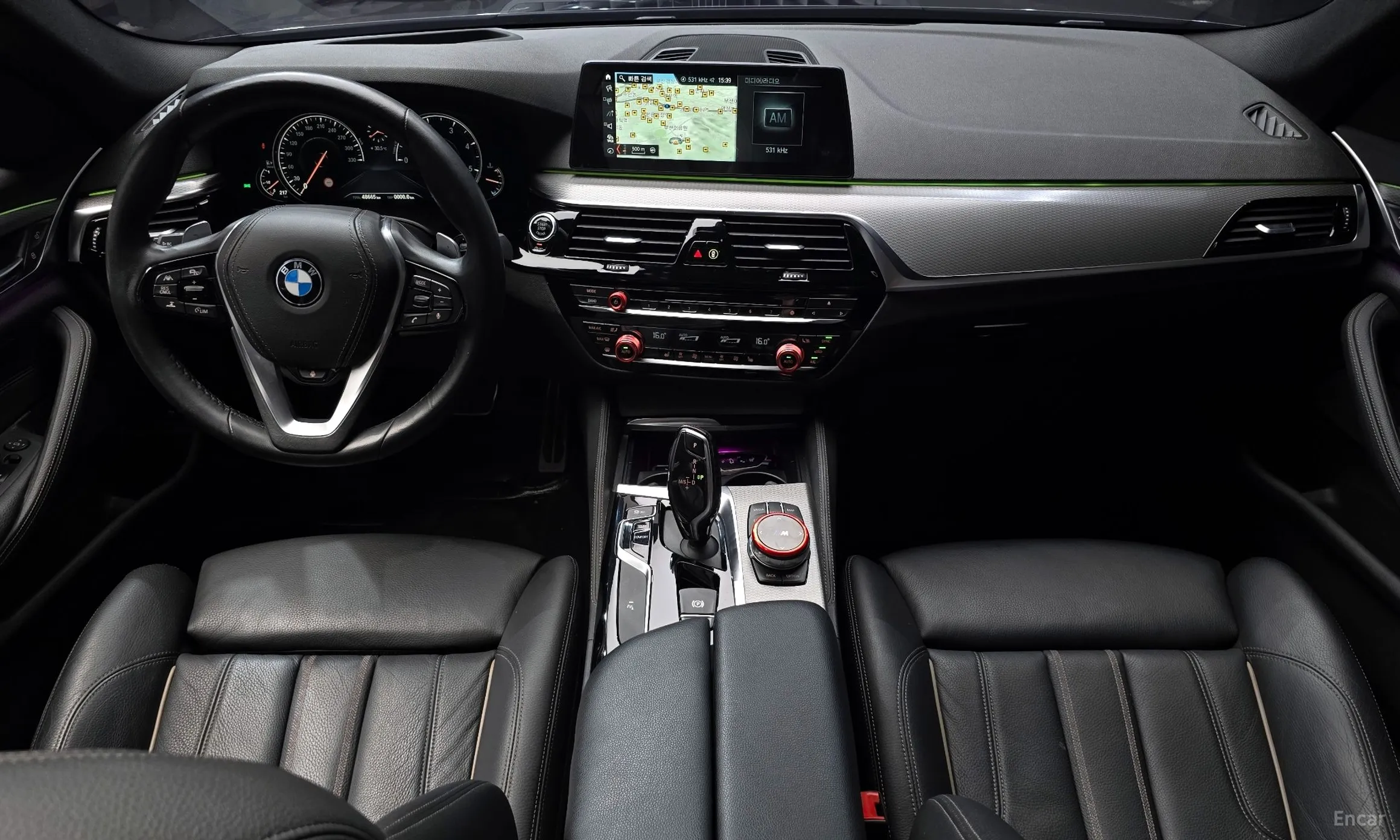 BMW 5 Series (G30) превью 4