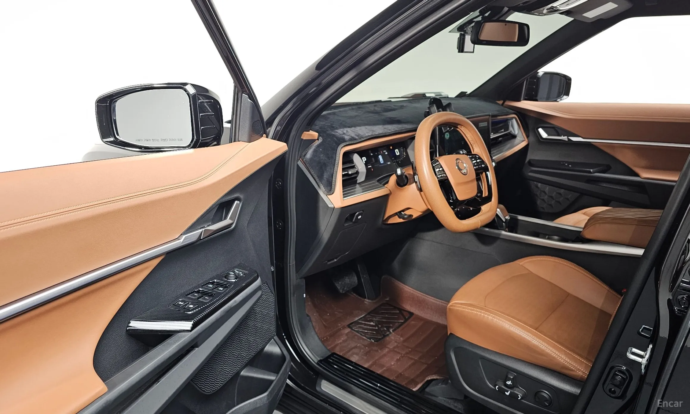 KG Mobility (SsangYong) Torres превью 12