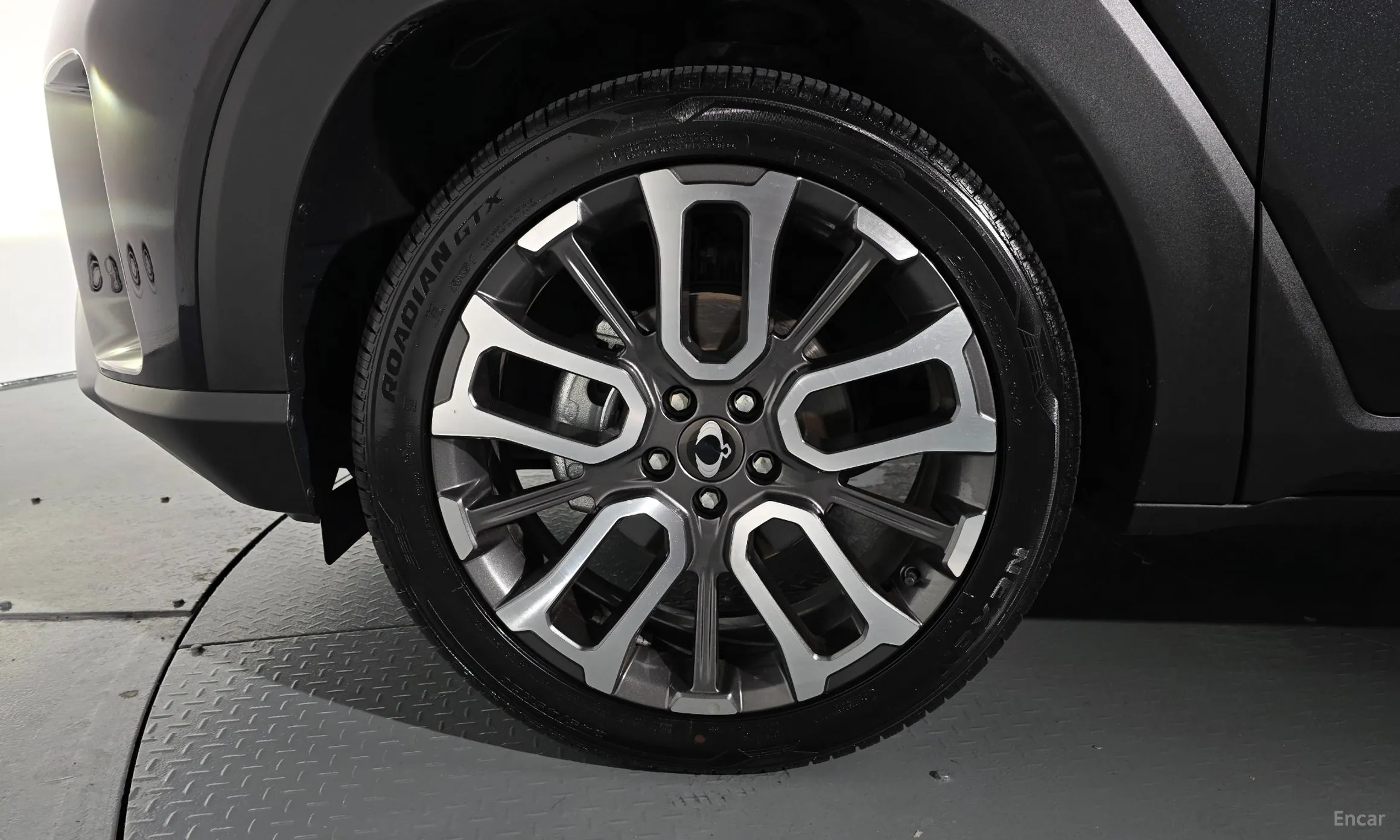KG Mobility (SsangYong) Torres превью 5