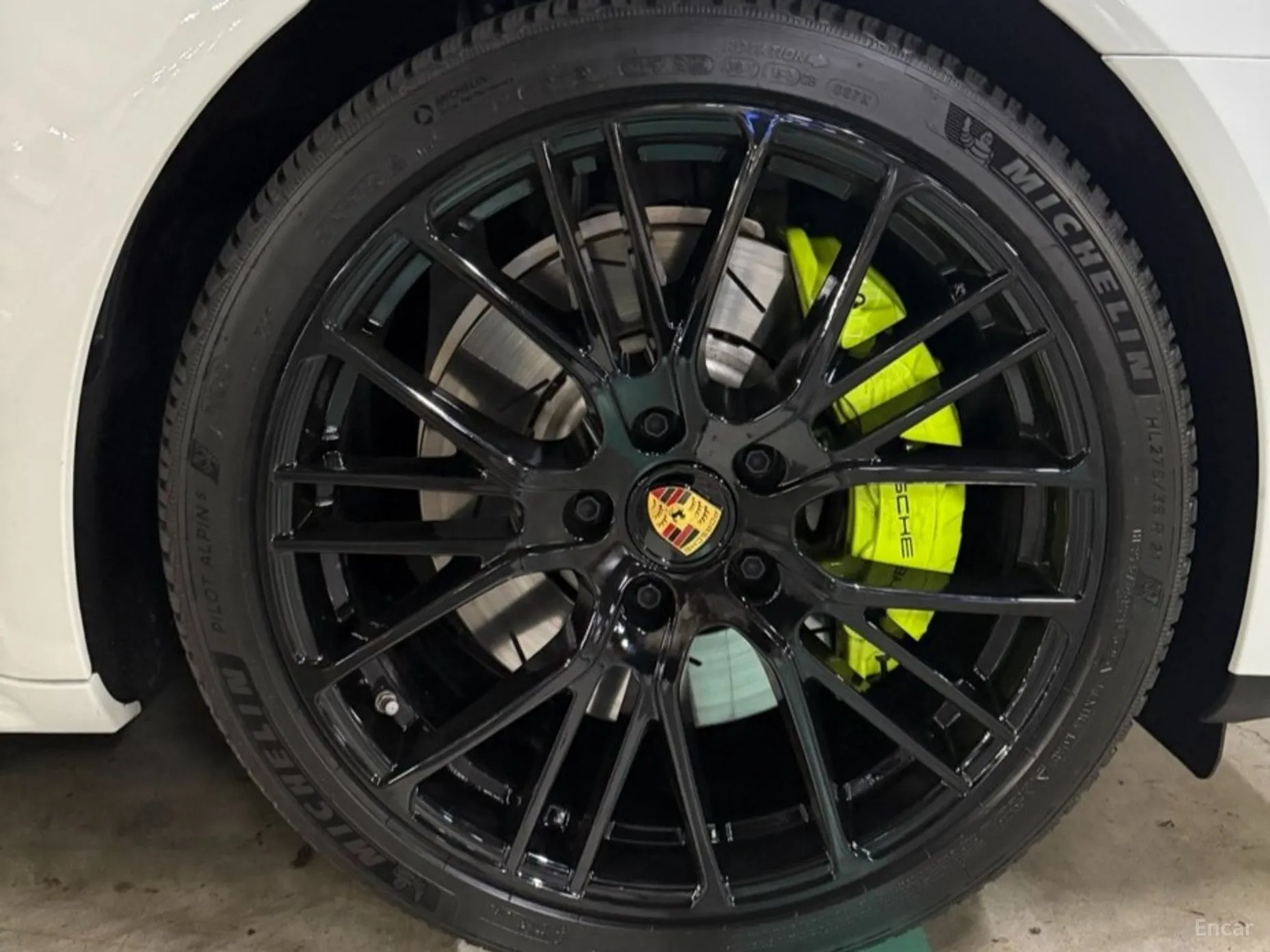 Porsche Panamera (971) превью 4