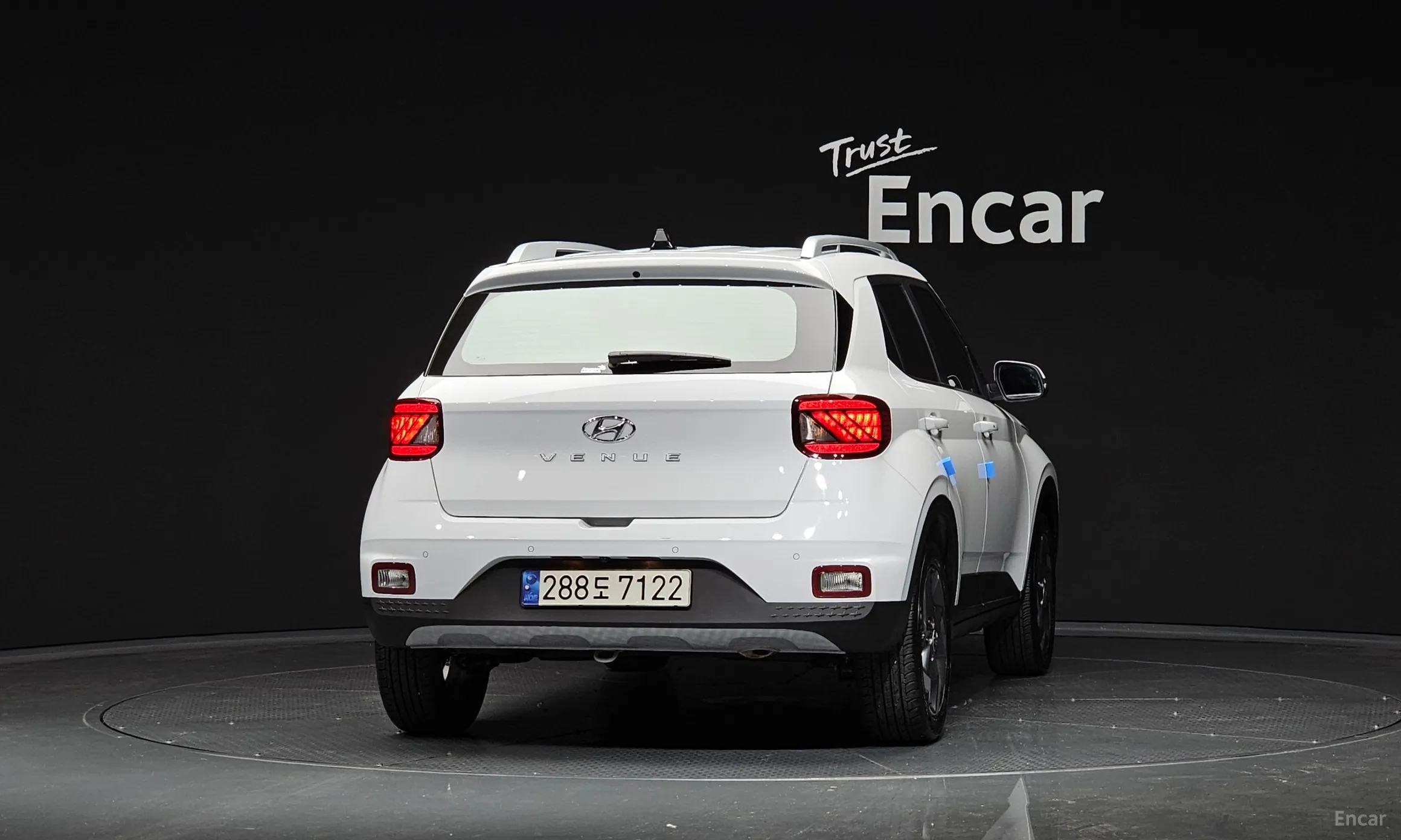 Hyundai Venue превью 3