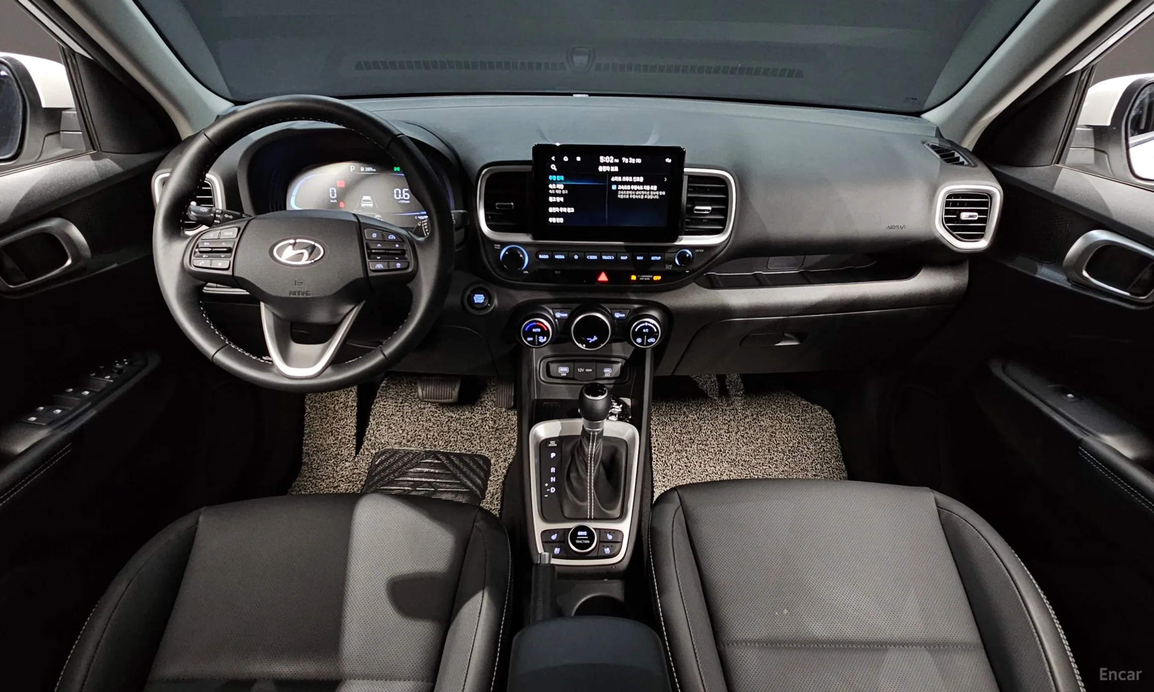 Hyundai Venue превью 4