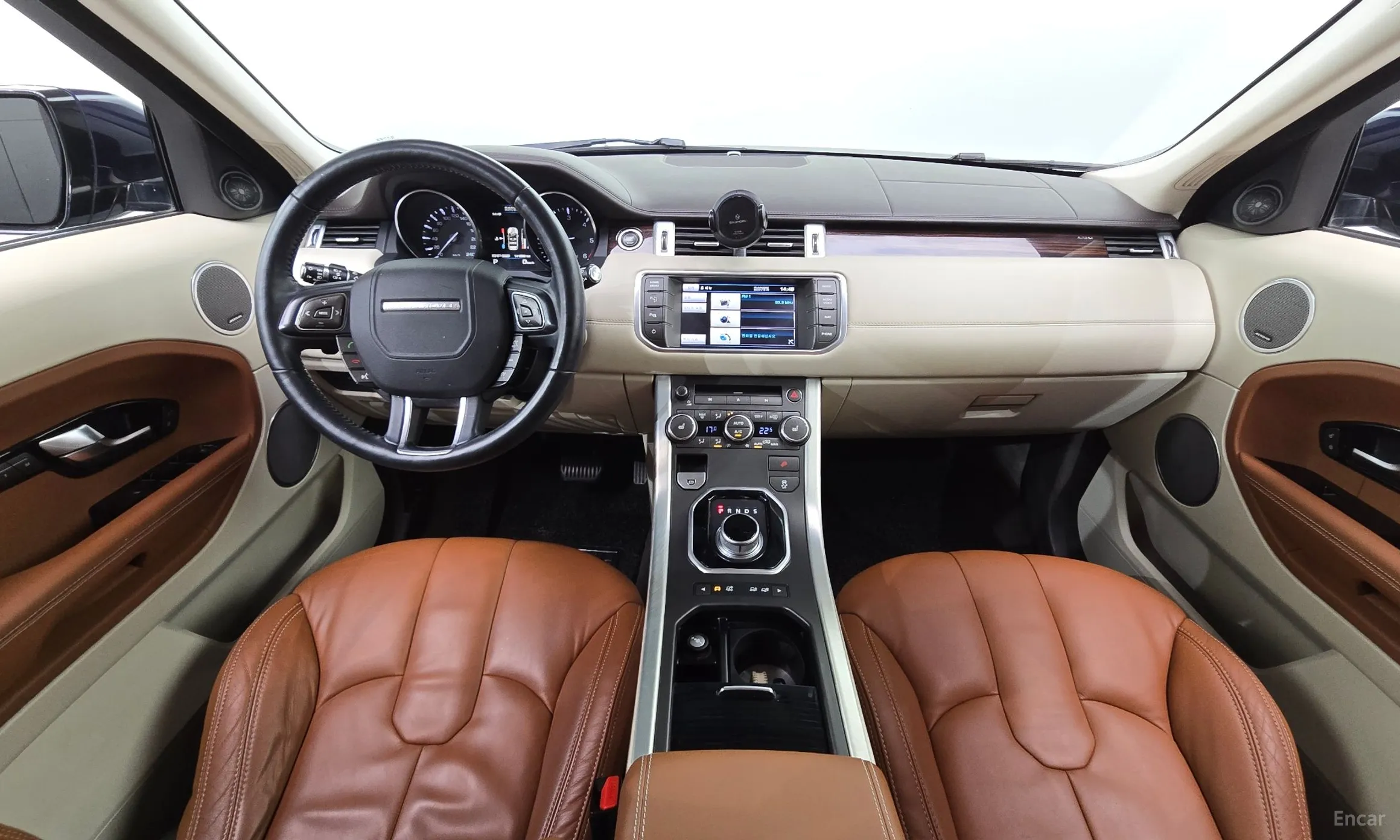 Land Rover Range Rover Evoque превью 4