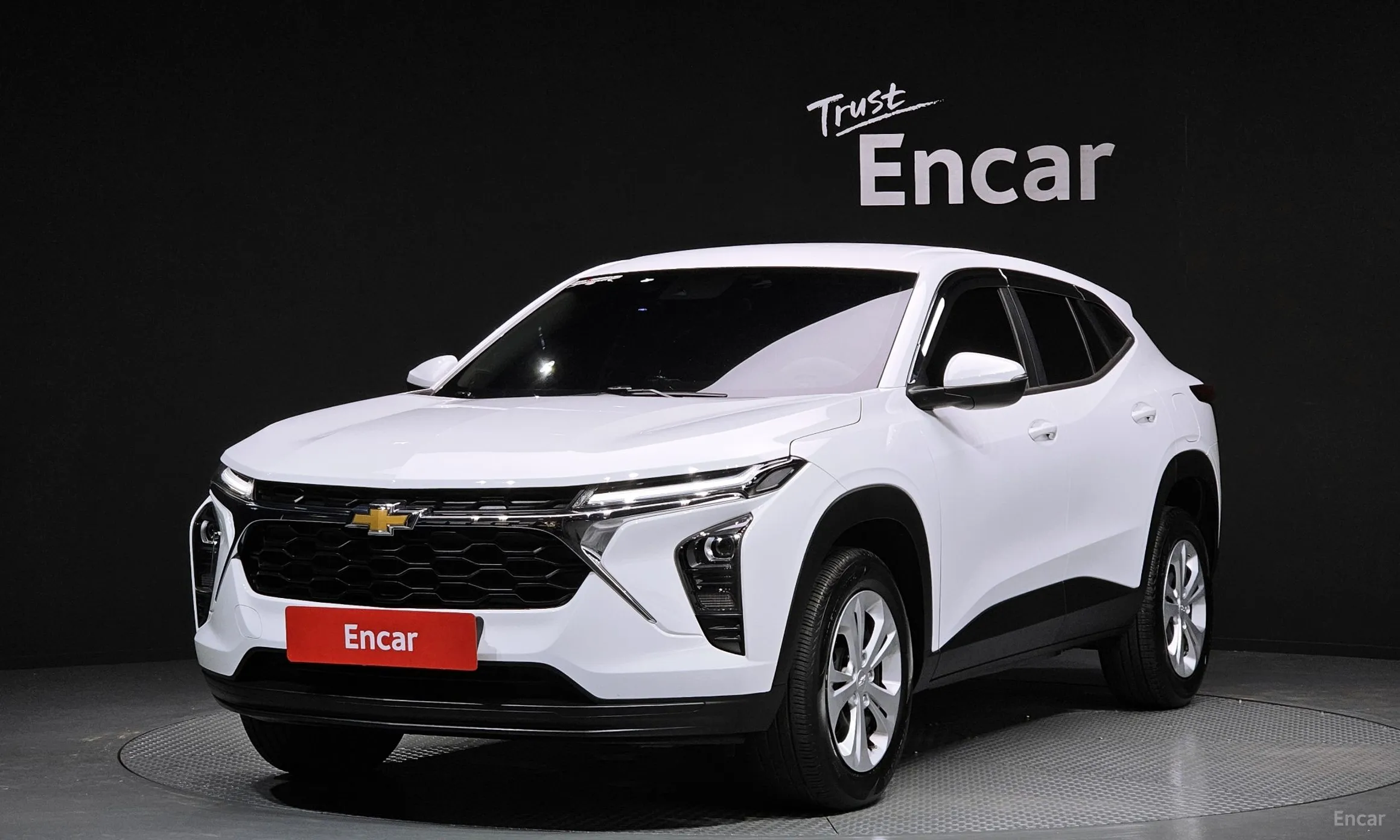 Trax Crossover