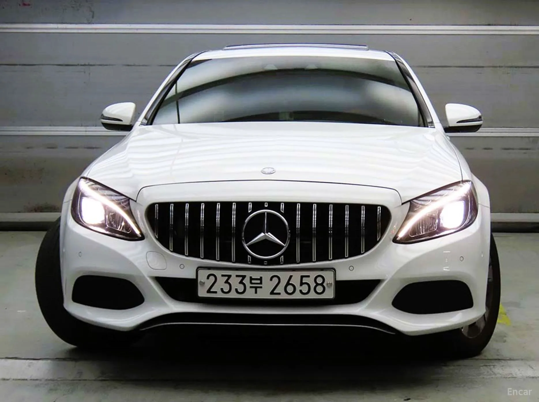 Mercedes Benz C-Class W205