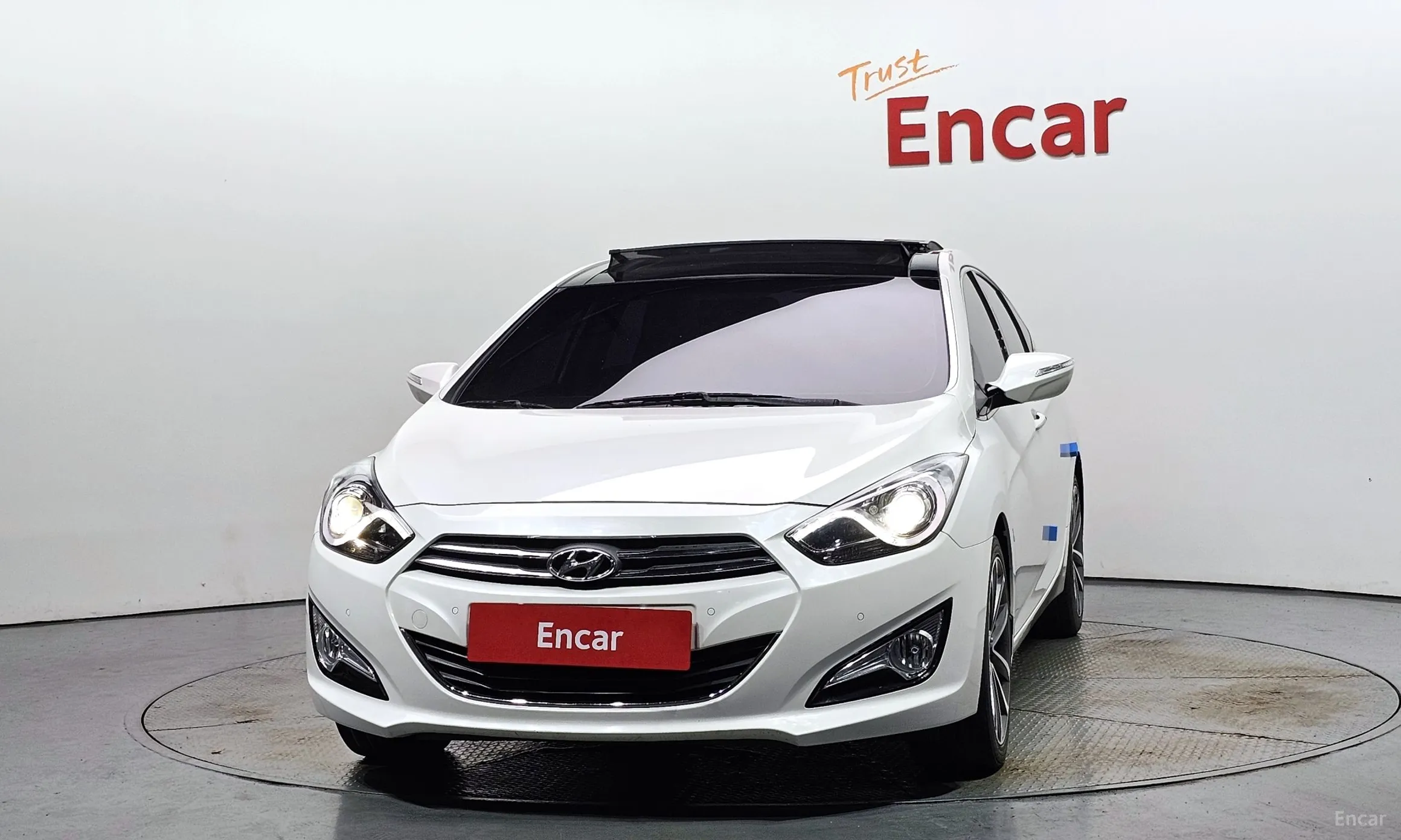 Hyundai i40 Saloon превью 2