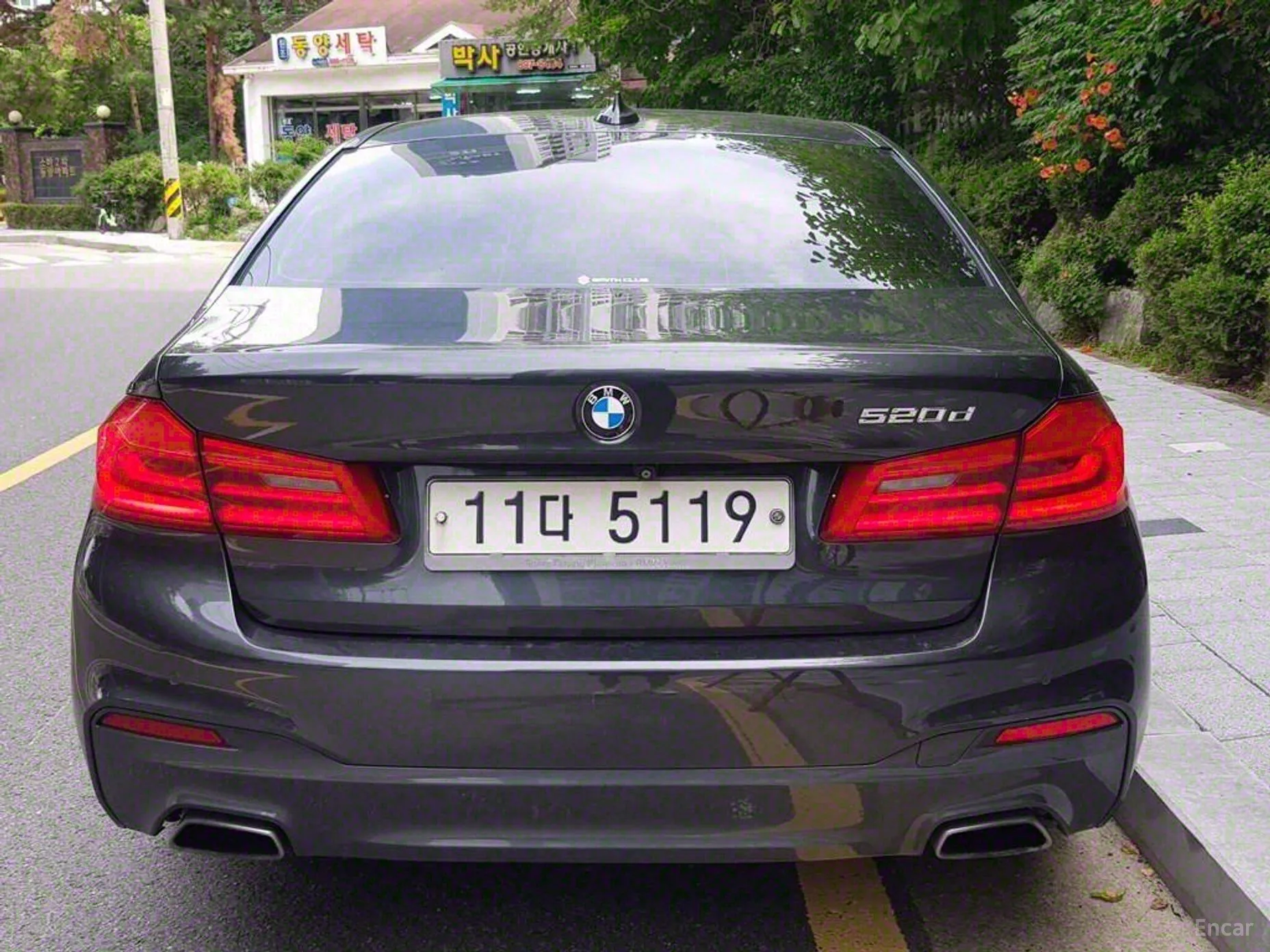 BMW 5 Series (G30) превью 3