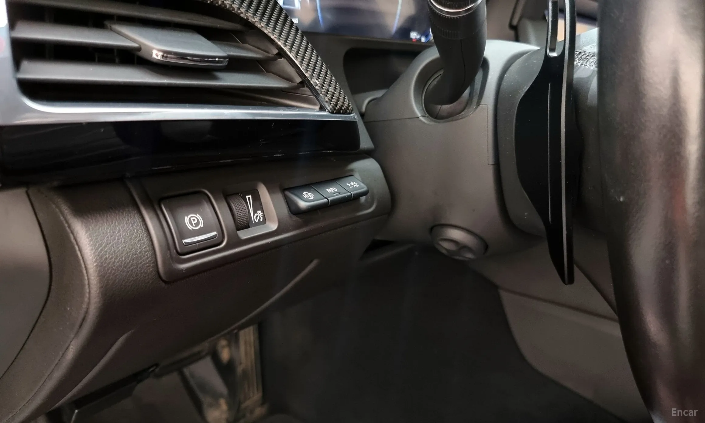 Cadillac CT6 превью 16