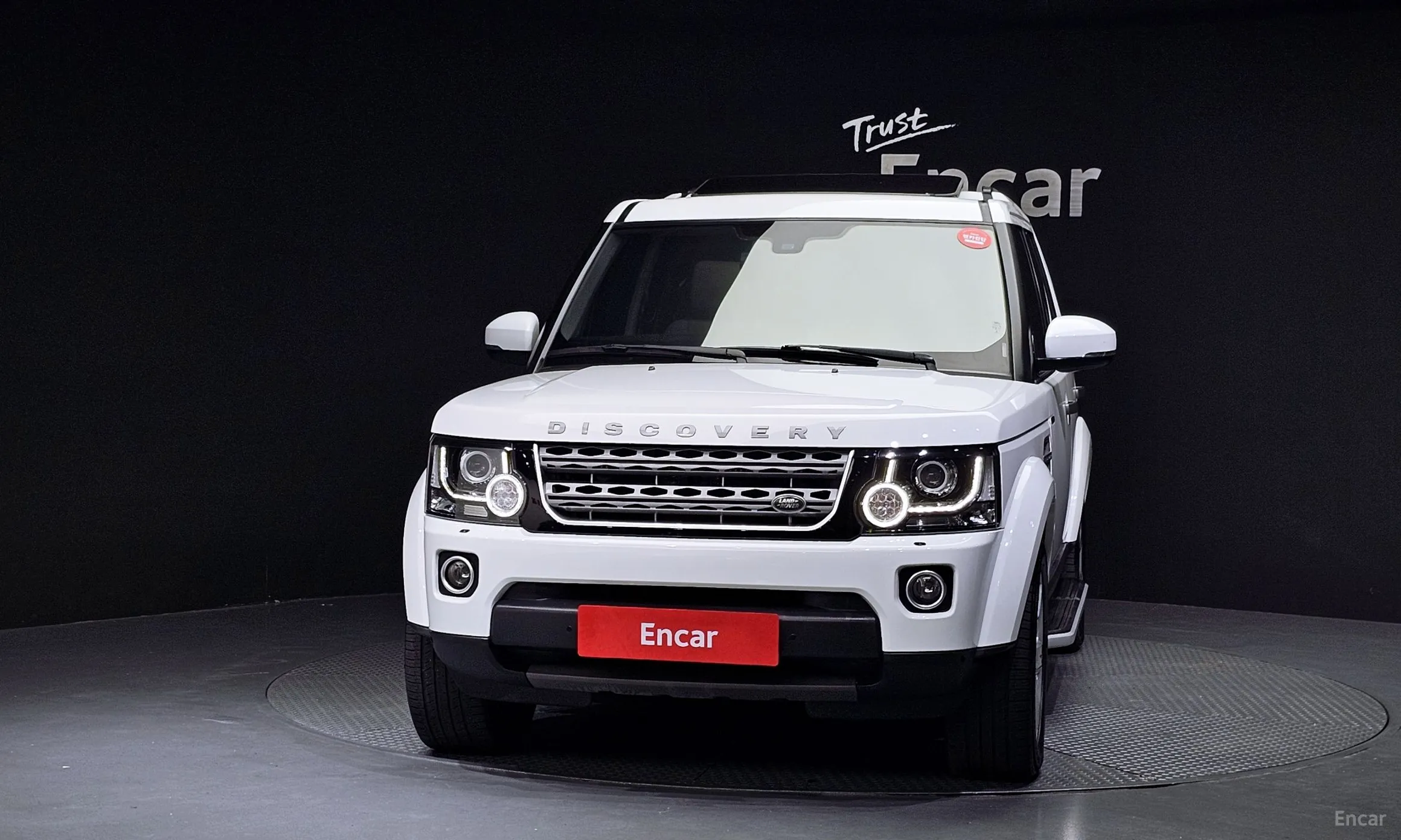 Land Rover Discovery 4 превью 2