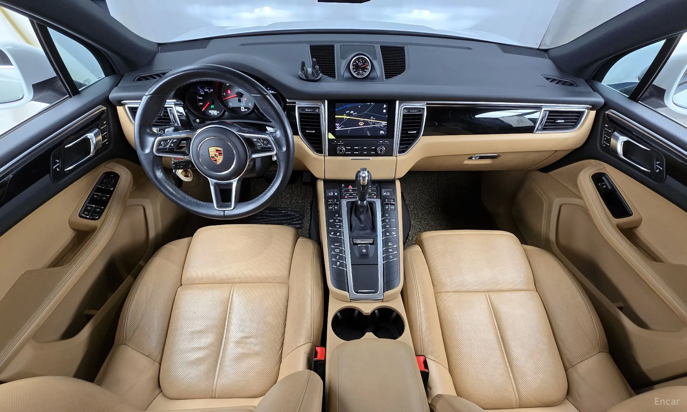 Porsche Macan превью 4