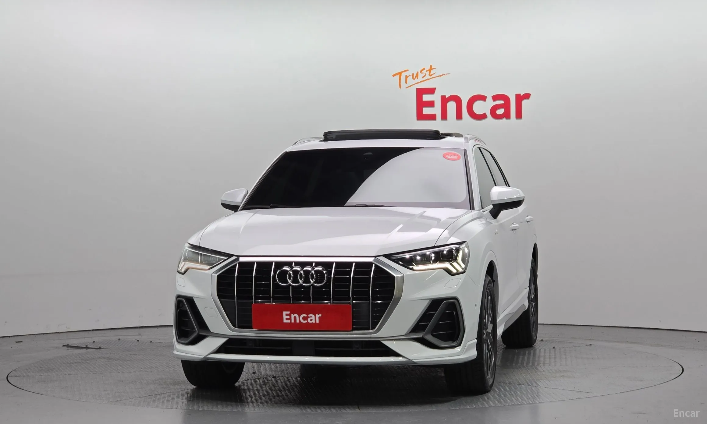 Audi Q3 (F3)