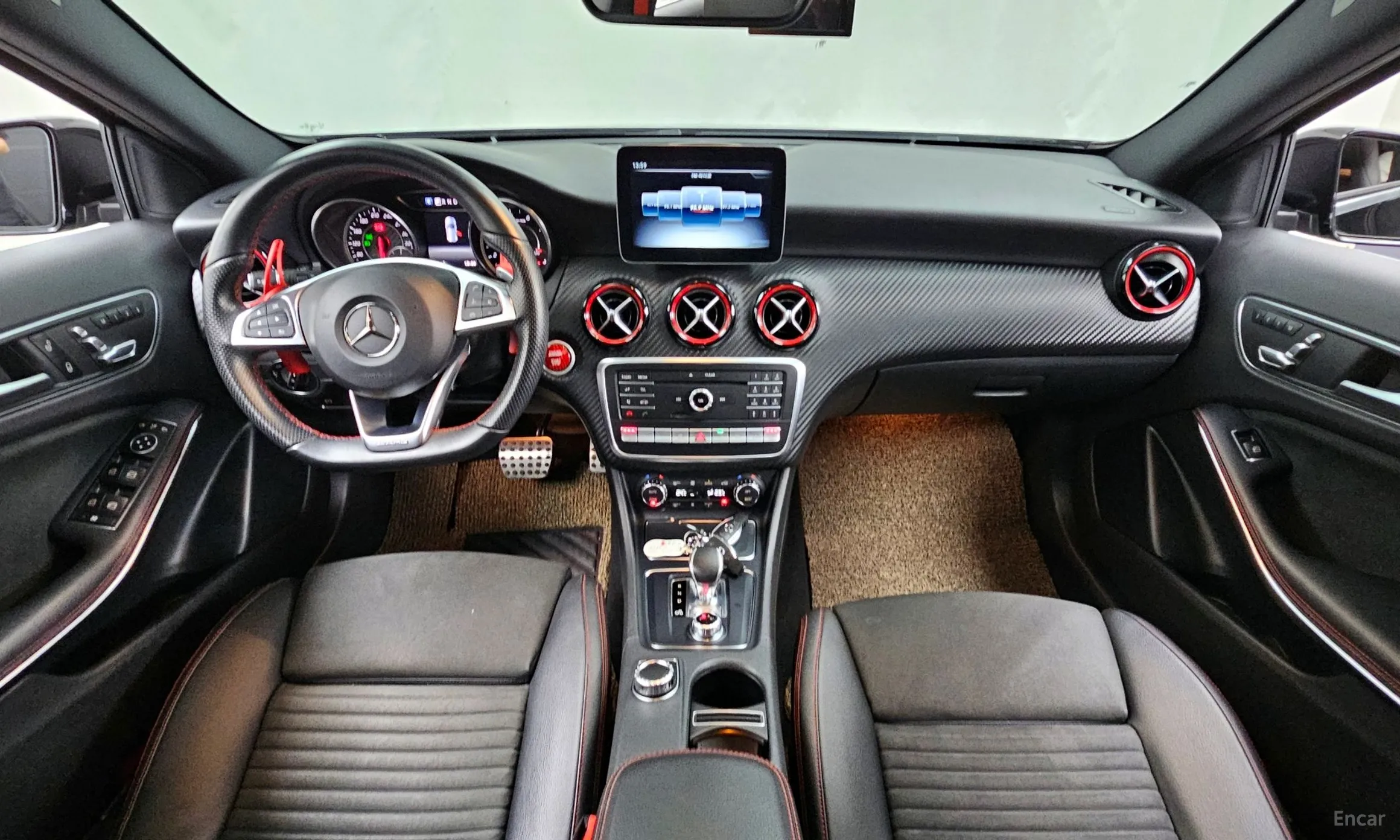 Mercedes Benz A-Class W176 превью 4