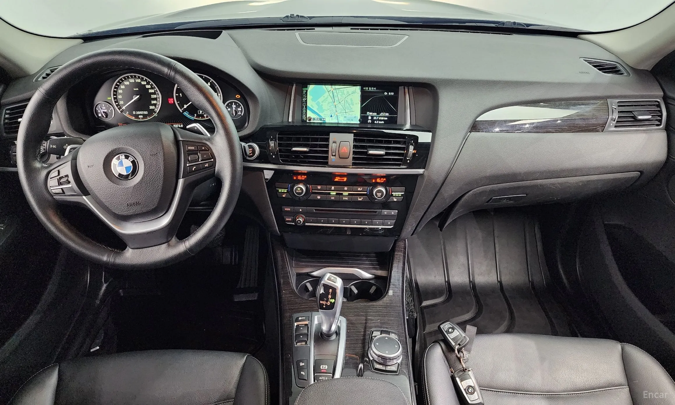 BMW X4 (F26) превью 4
