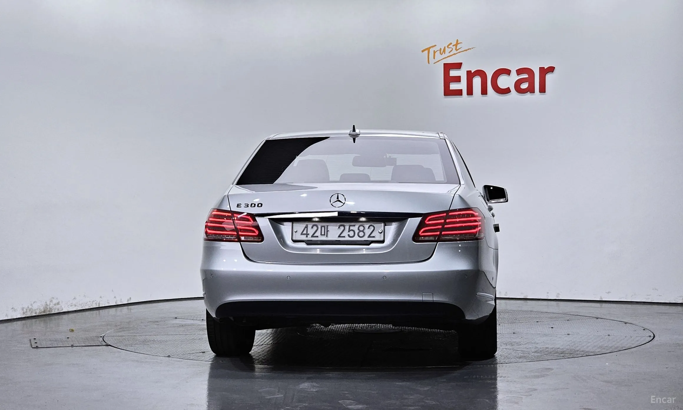 Mercedes Benz E-Class W212 превью 3