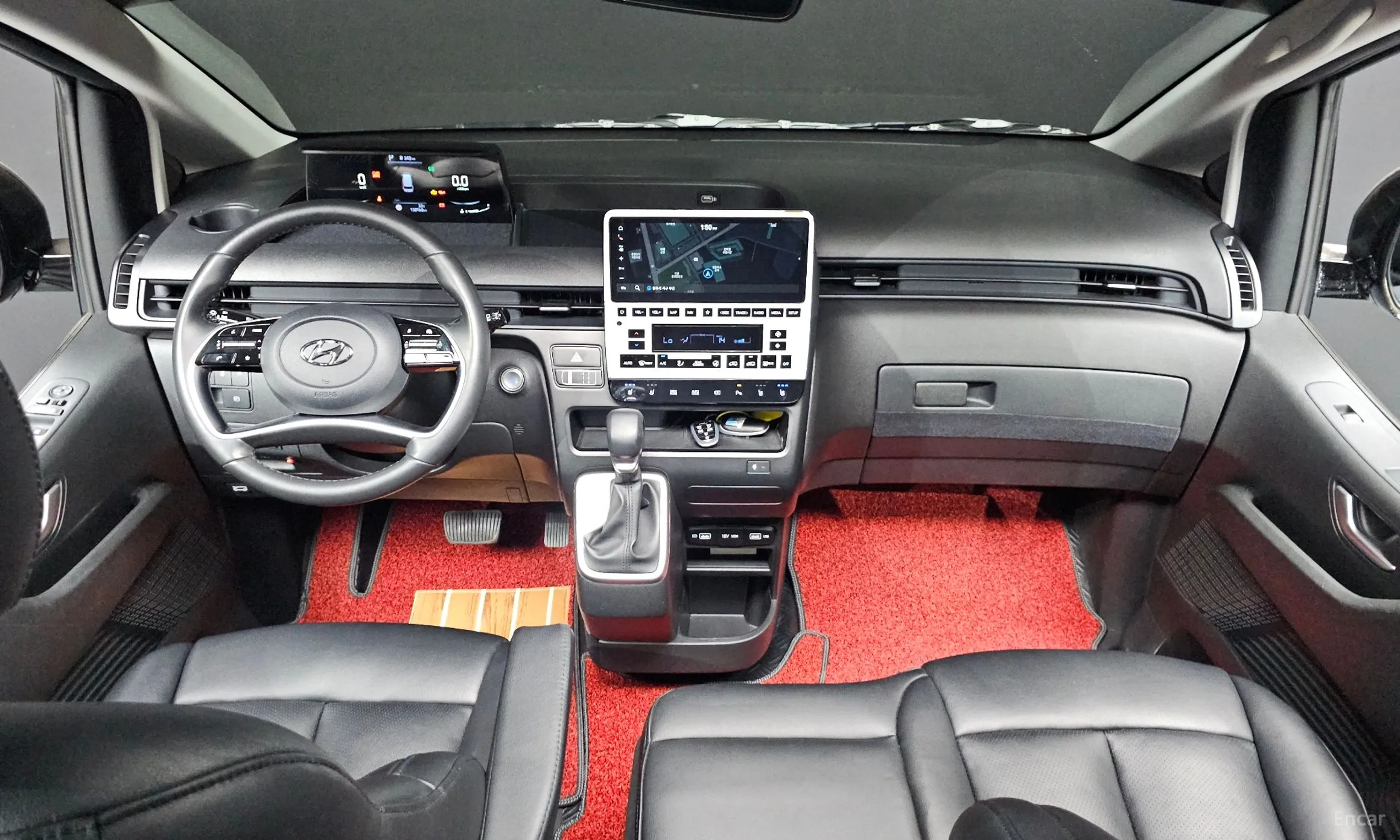 Hyundai Staria превью 4