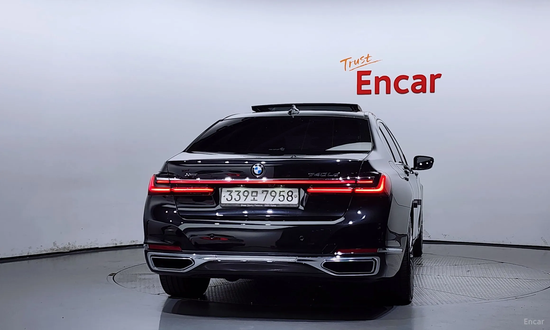 BMW 7 Series (G11) превью 3