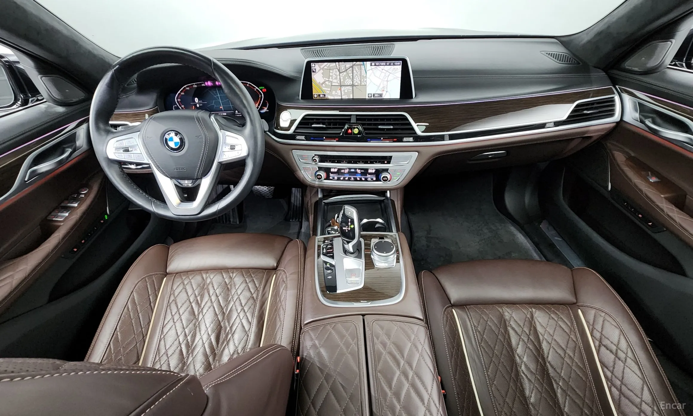 BMW 7 Series (G11) превью 4