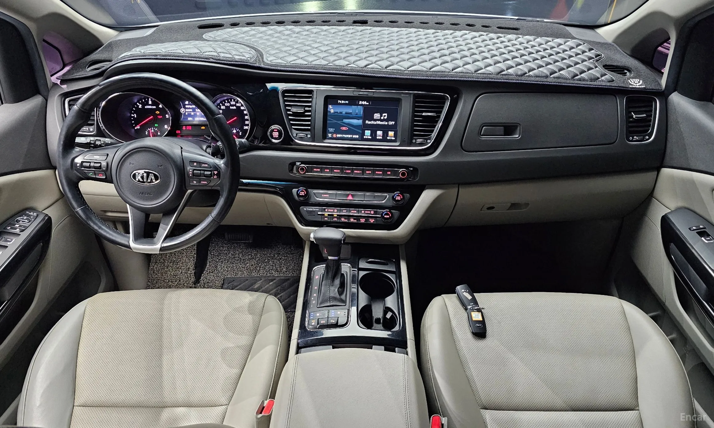 Kia Carnival превью 4