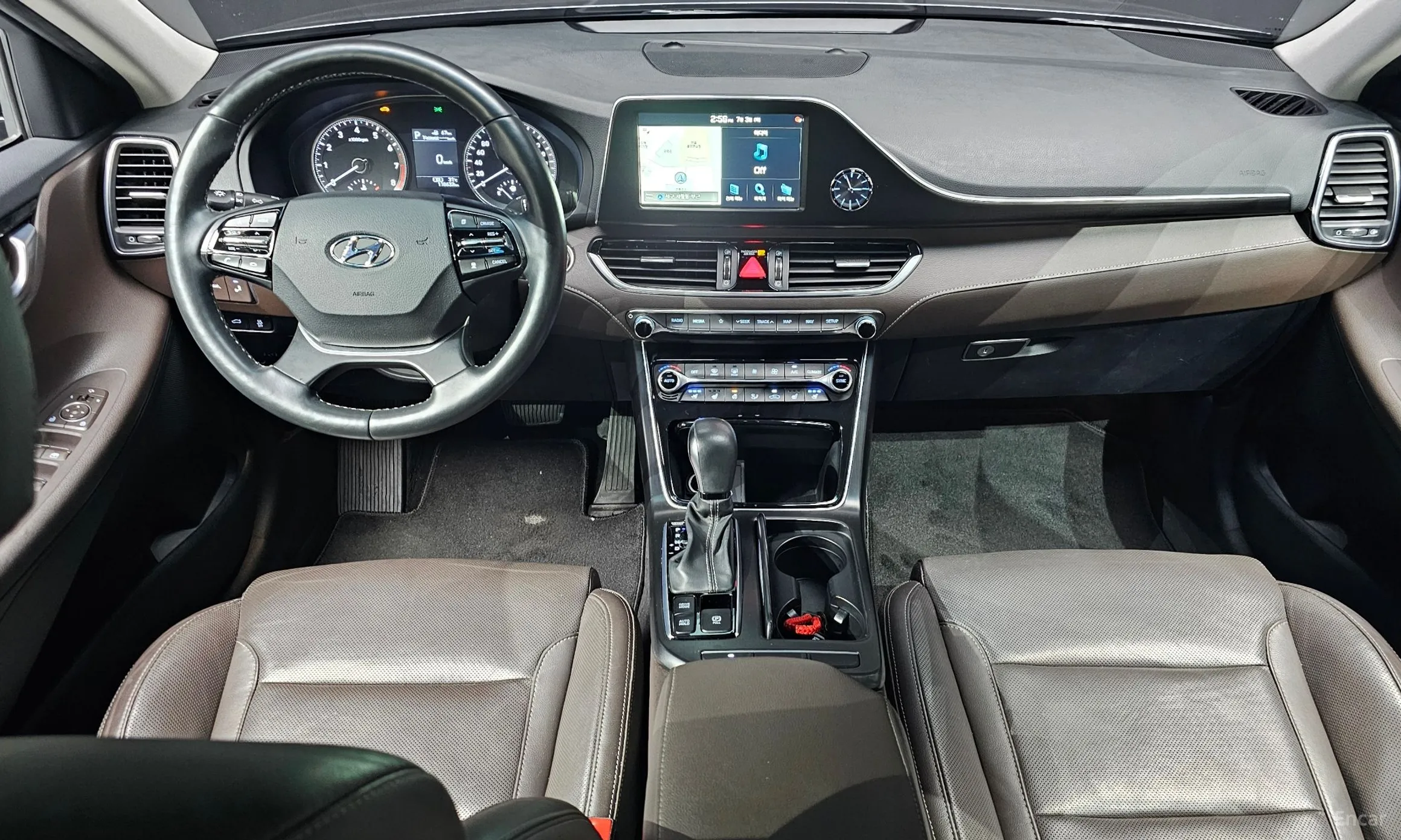 Hyundai Grandeur IG превью 4