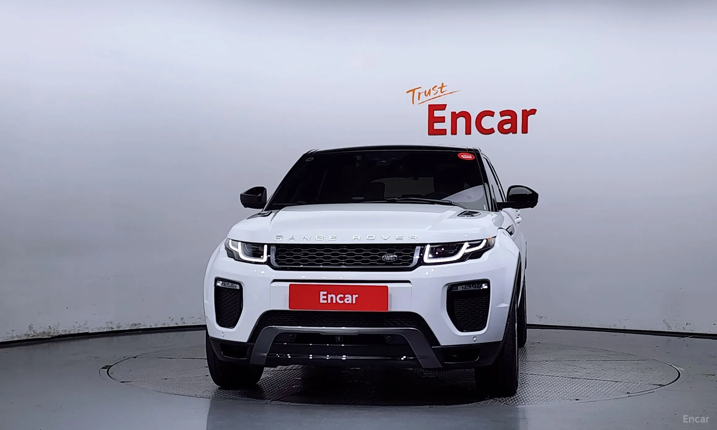Land Rover Range Rover Evoque превью 2