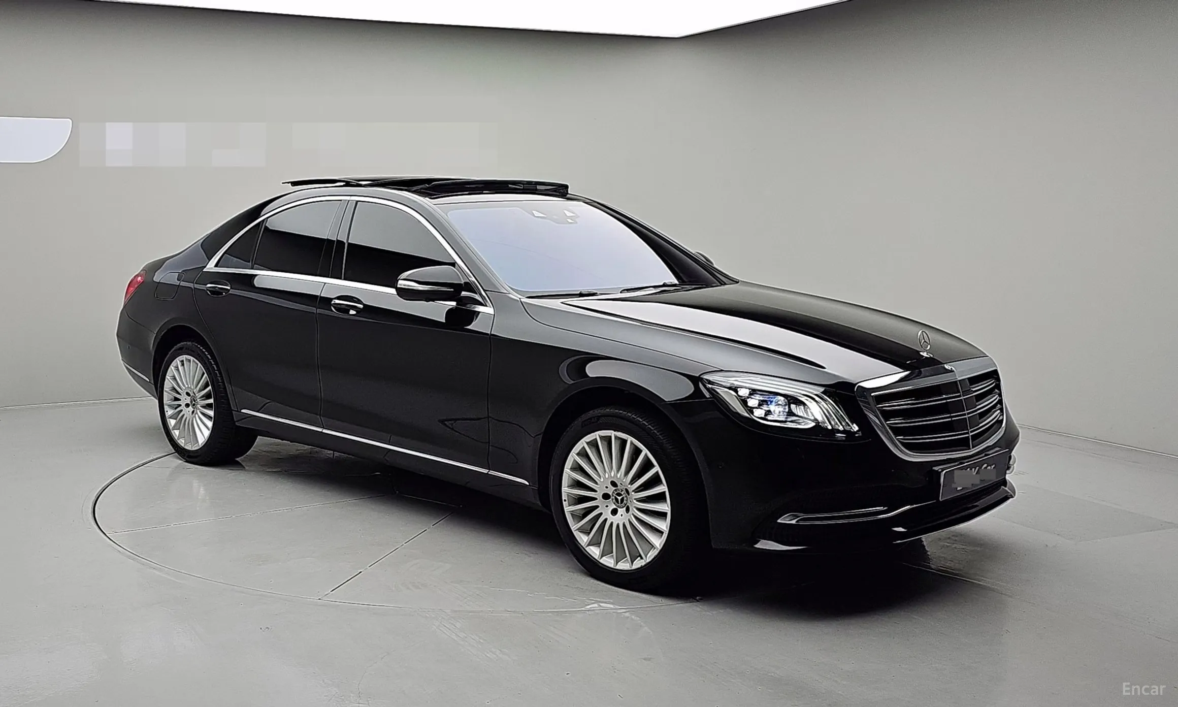 Mercedes Benz S-Class W222