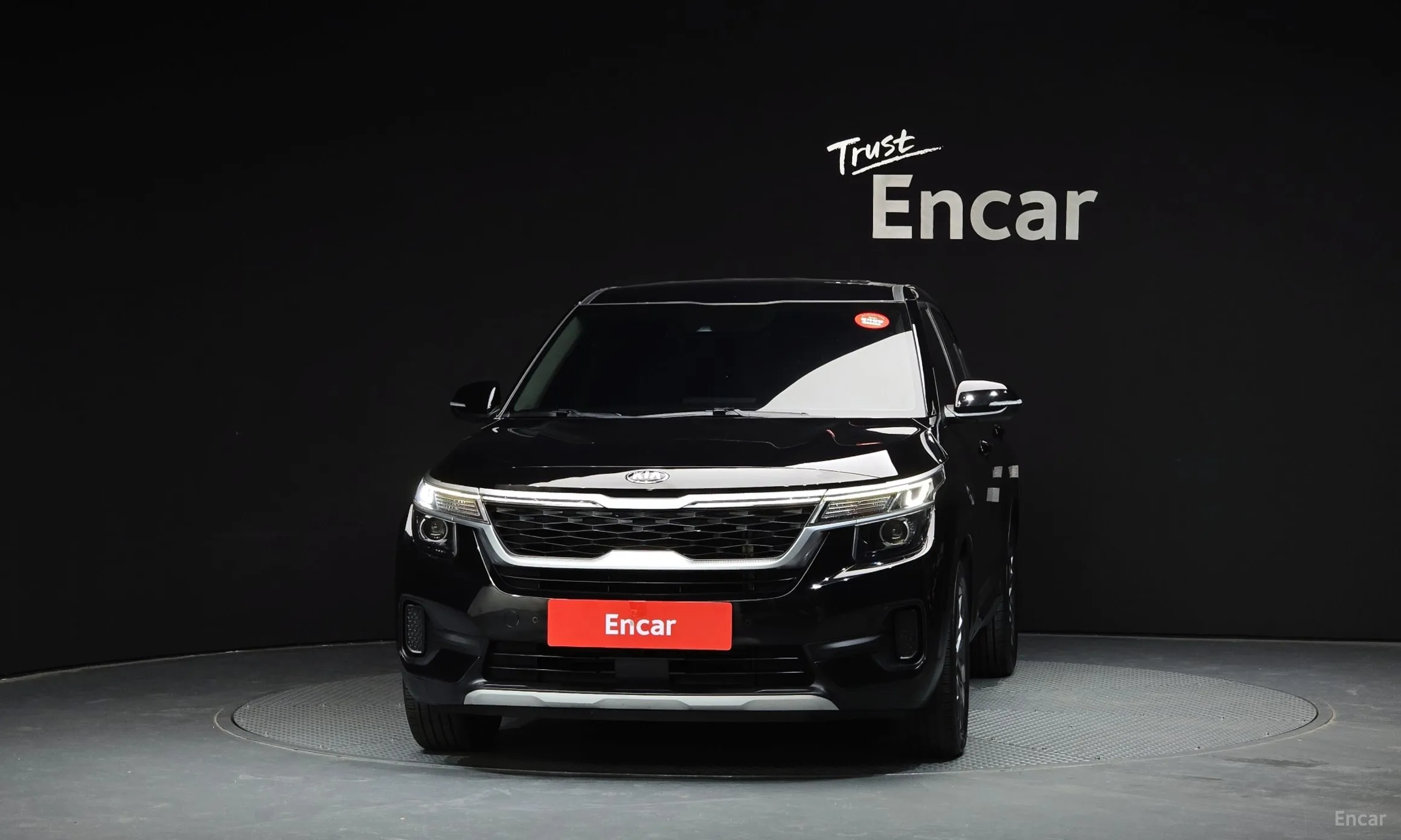 Kia Seltos превью 2