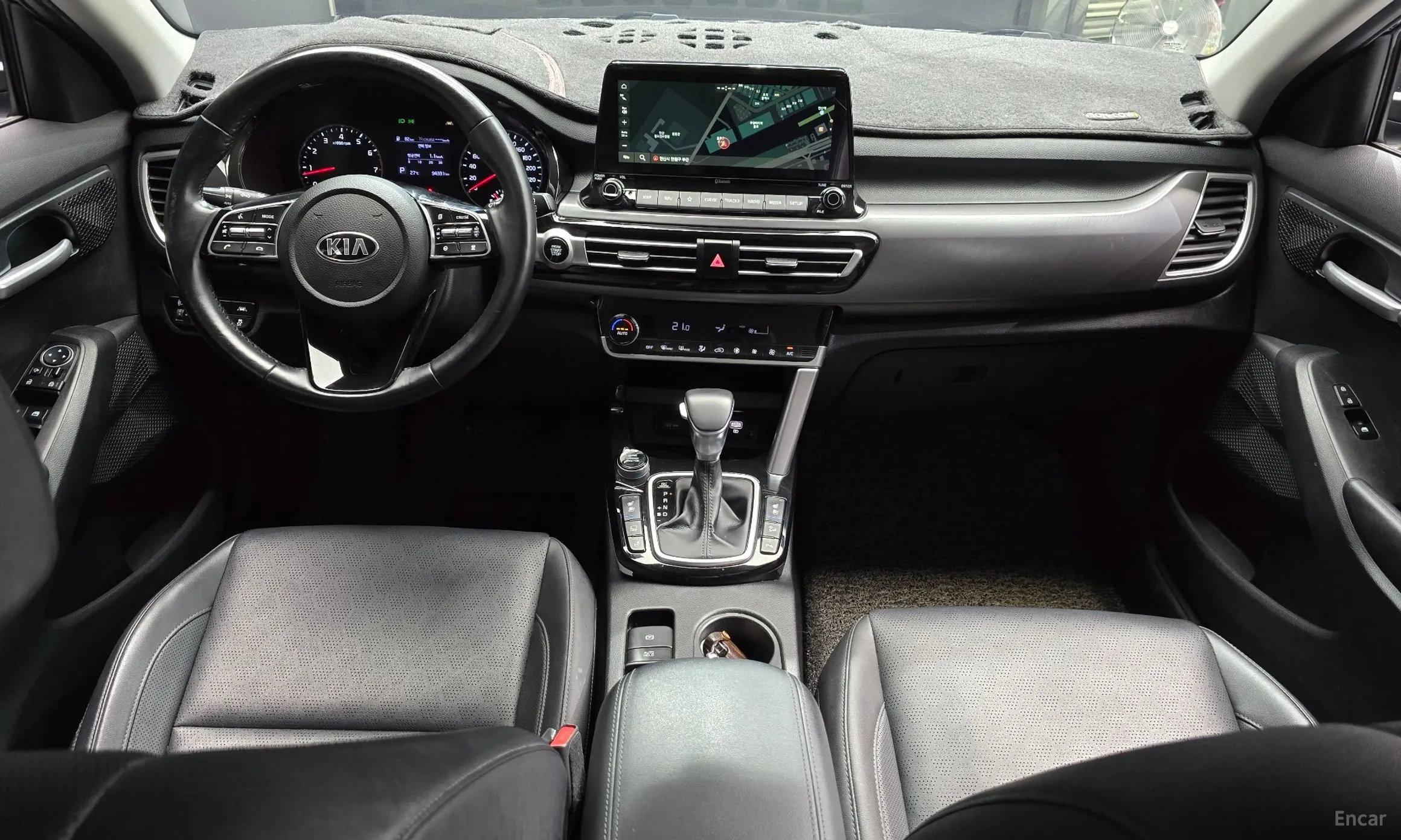 Kia Seltos превью 4