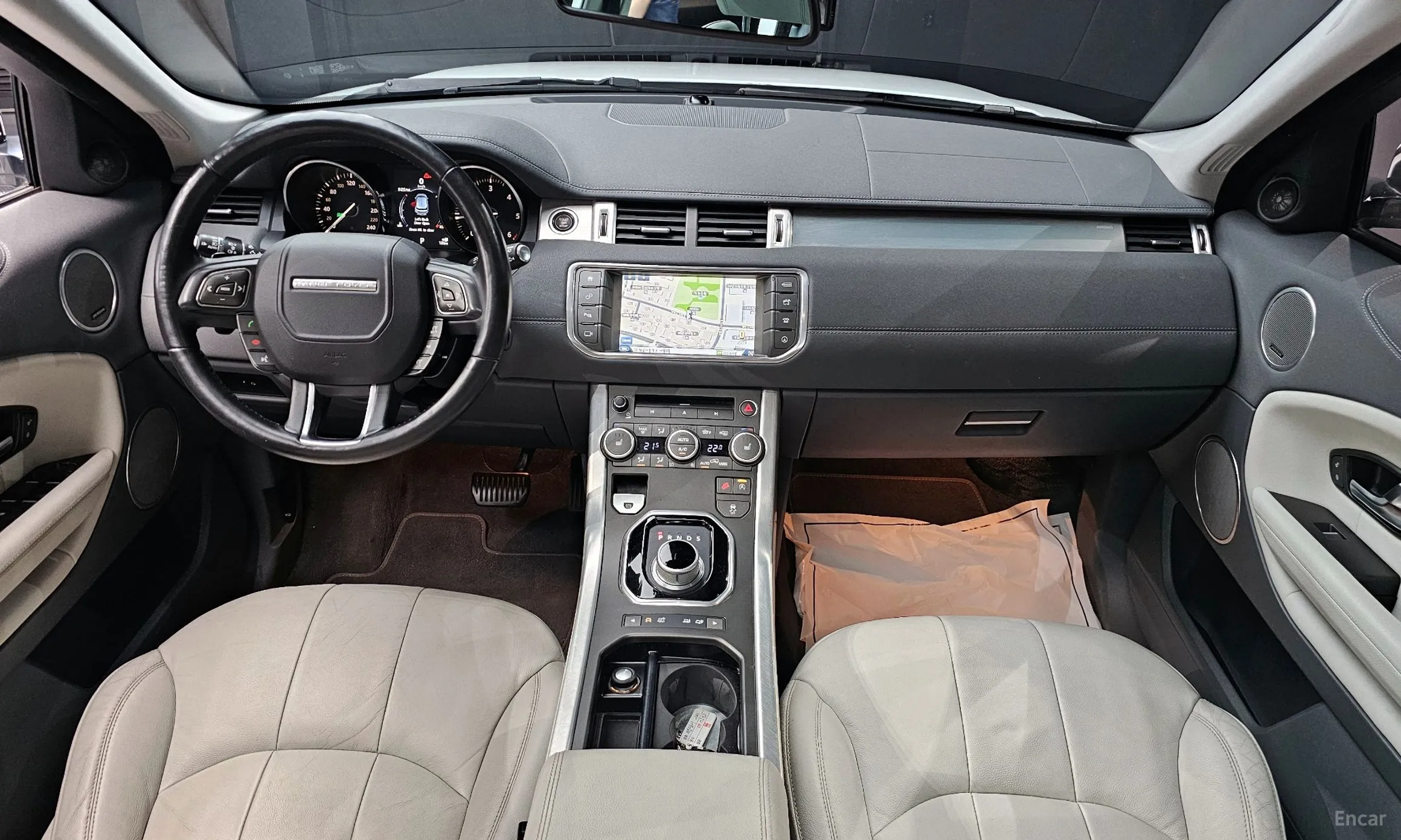 Land Rover Range Rover Evoque превью 4