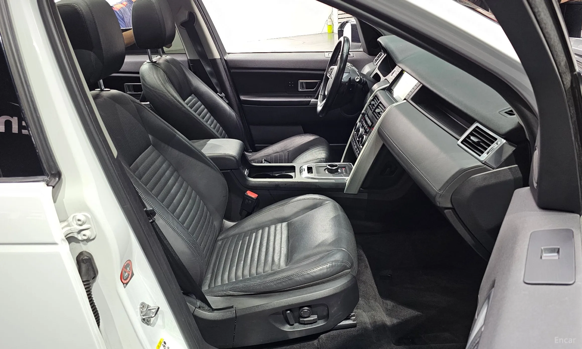 Land Rover Discovery Sports превью 10