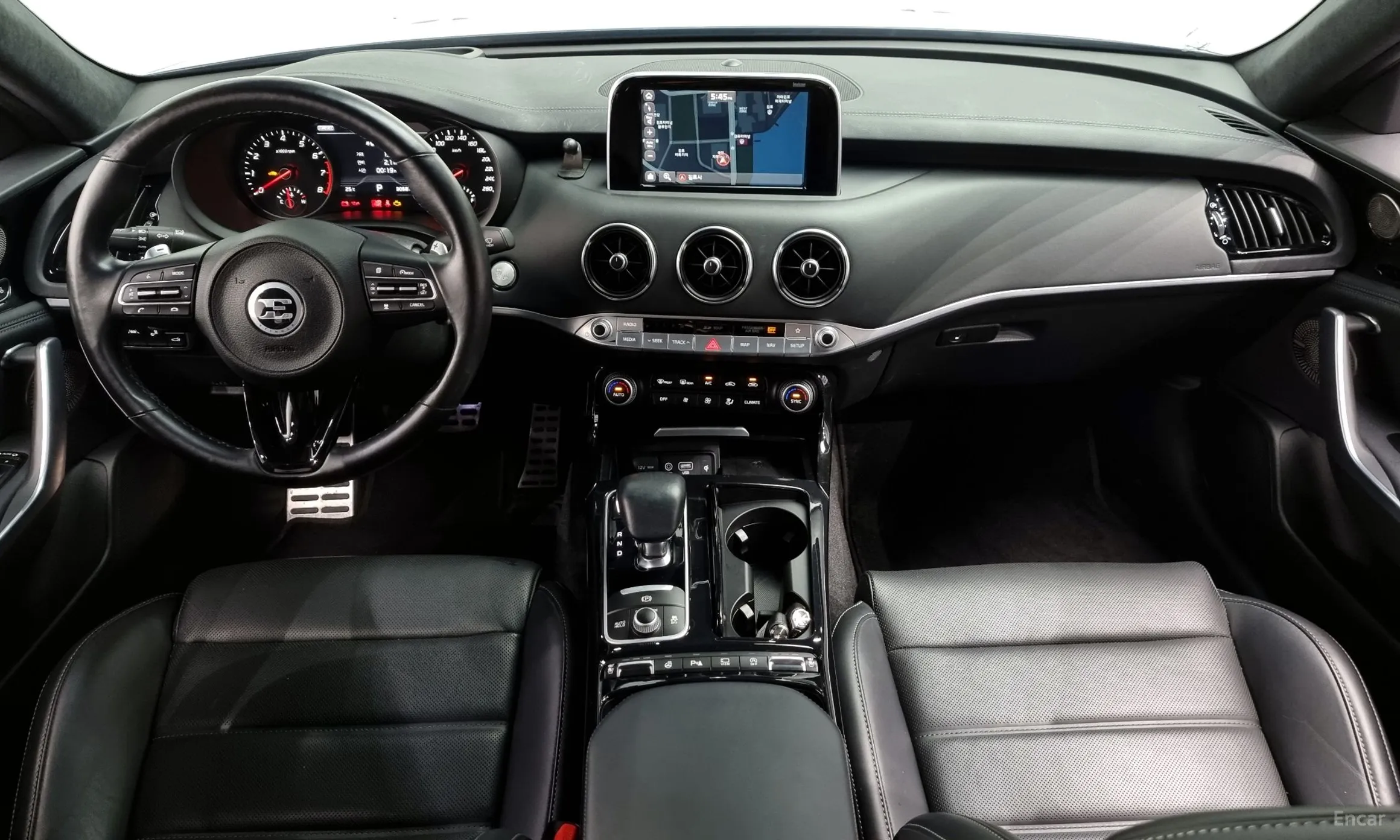 Kia Stinger превью 4