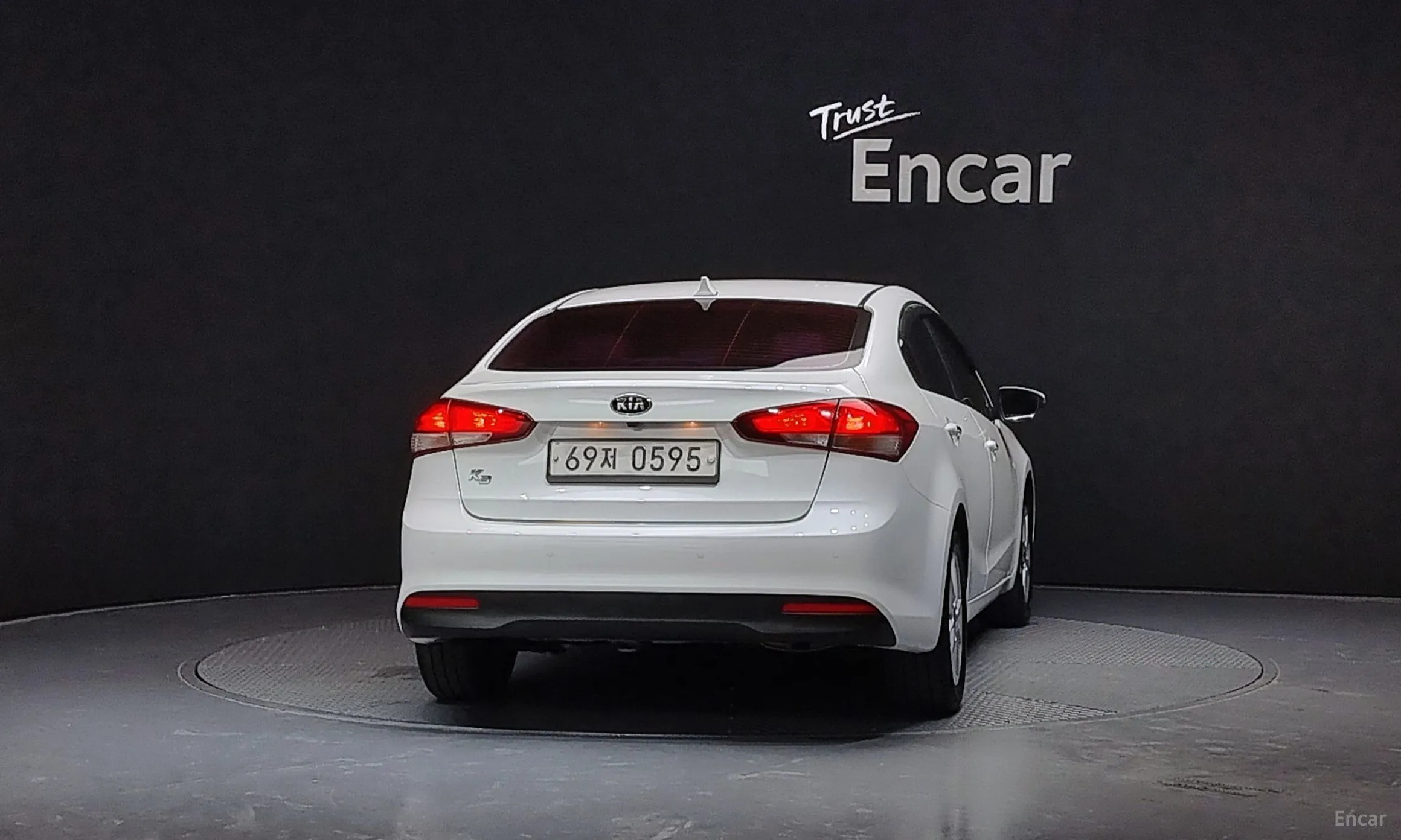 Kia K3 превью 3