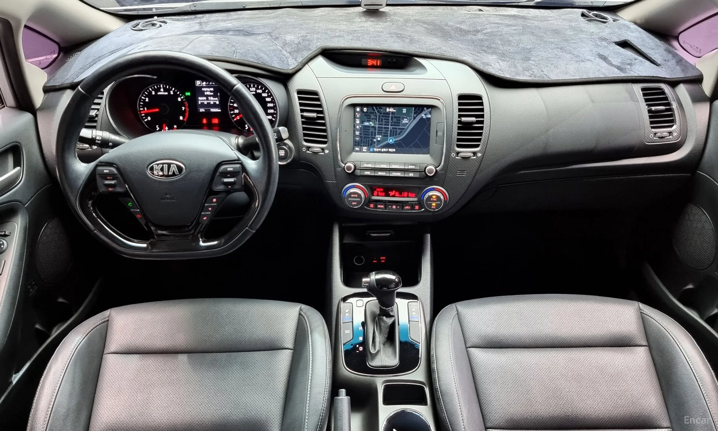 Kia K3 превью 4