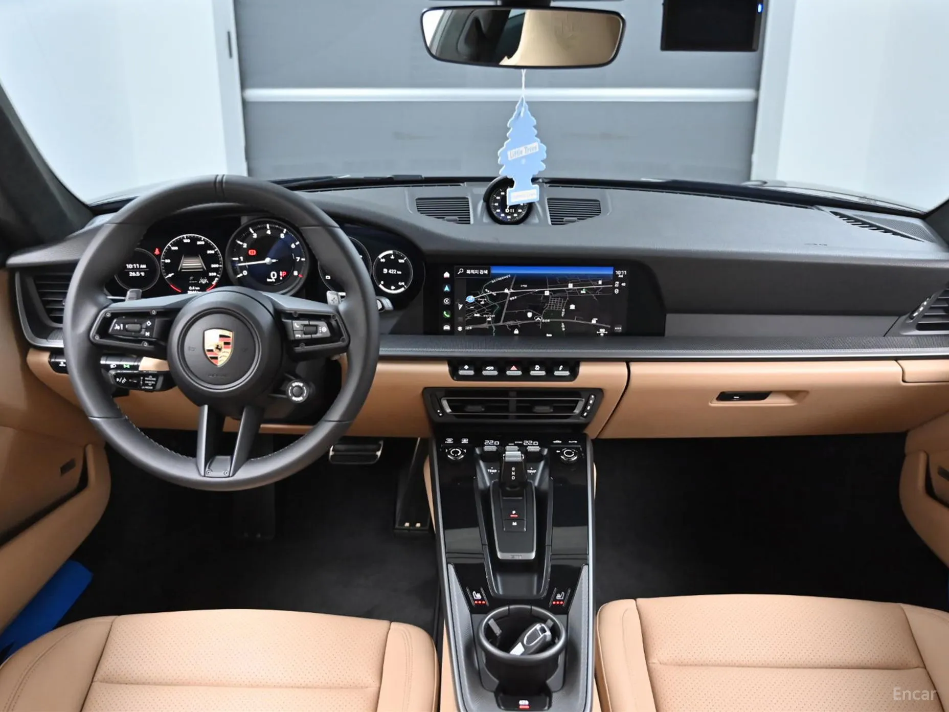 Porsche 911 (992) превью 4