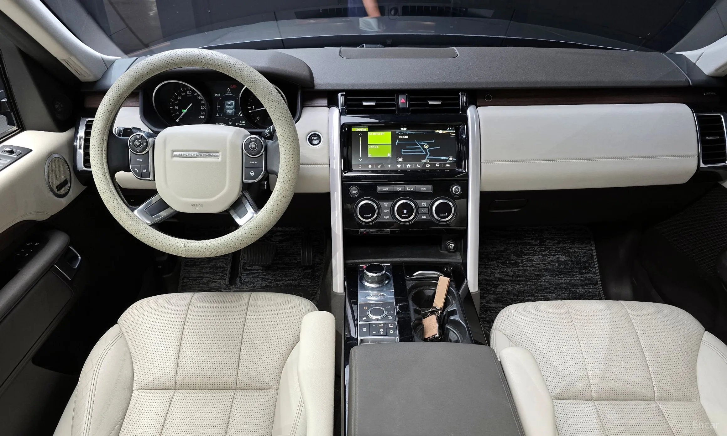 Land Rover Discovery 5 превью 4