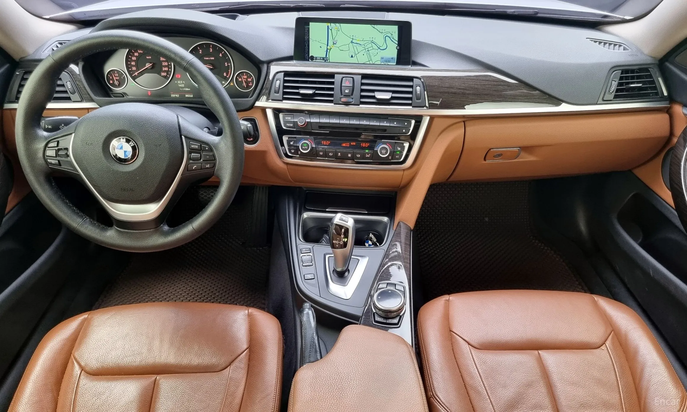 BMW Series 4 (F32) превью 4