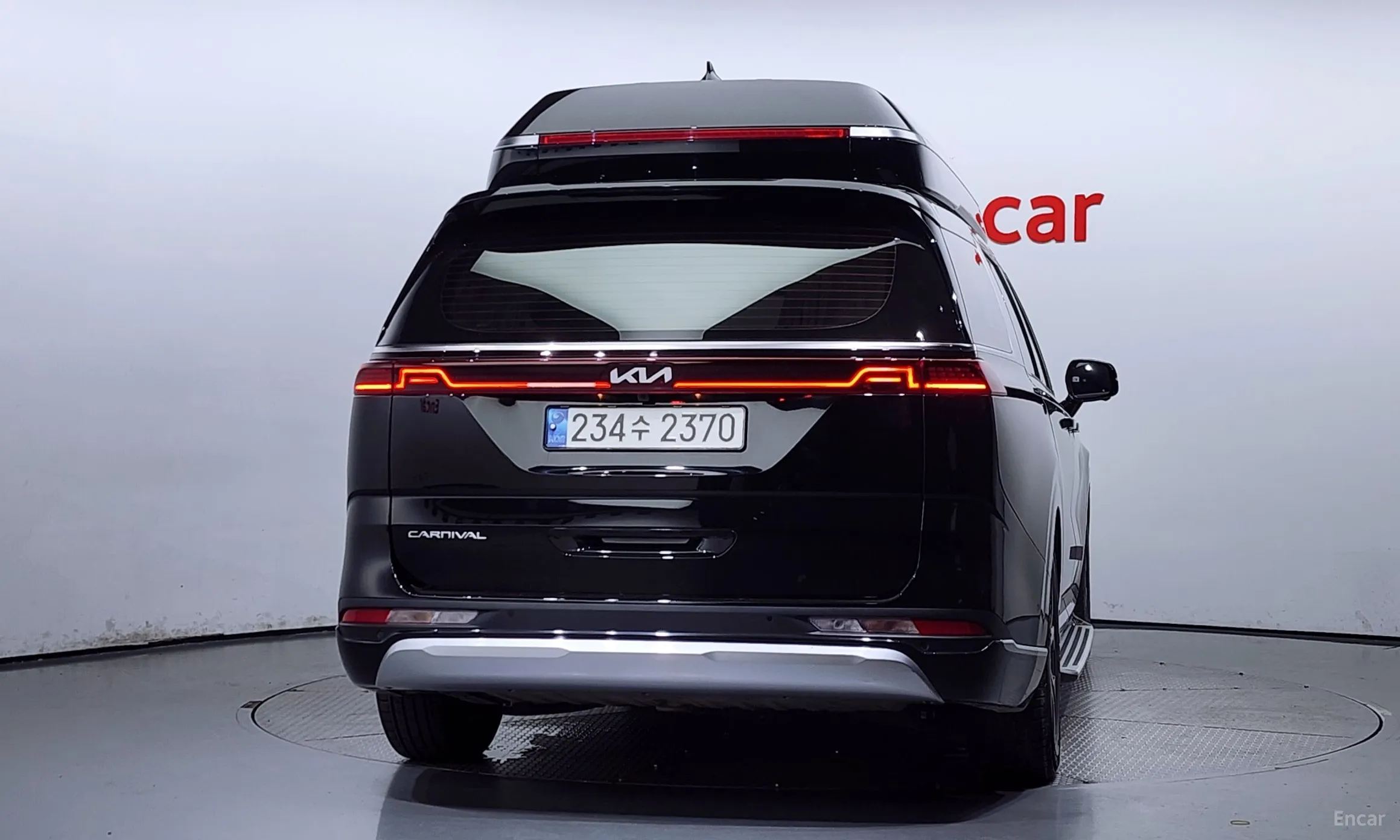 Kia Carnival Gen 4 превью 3