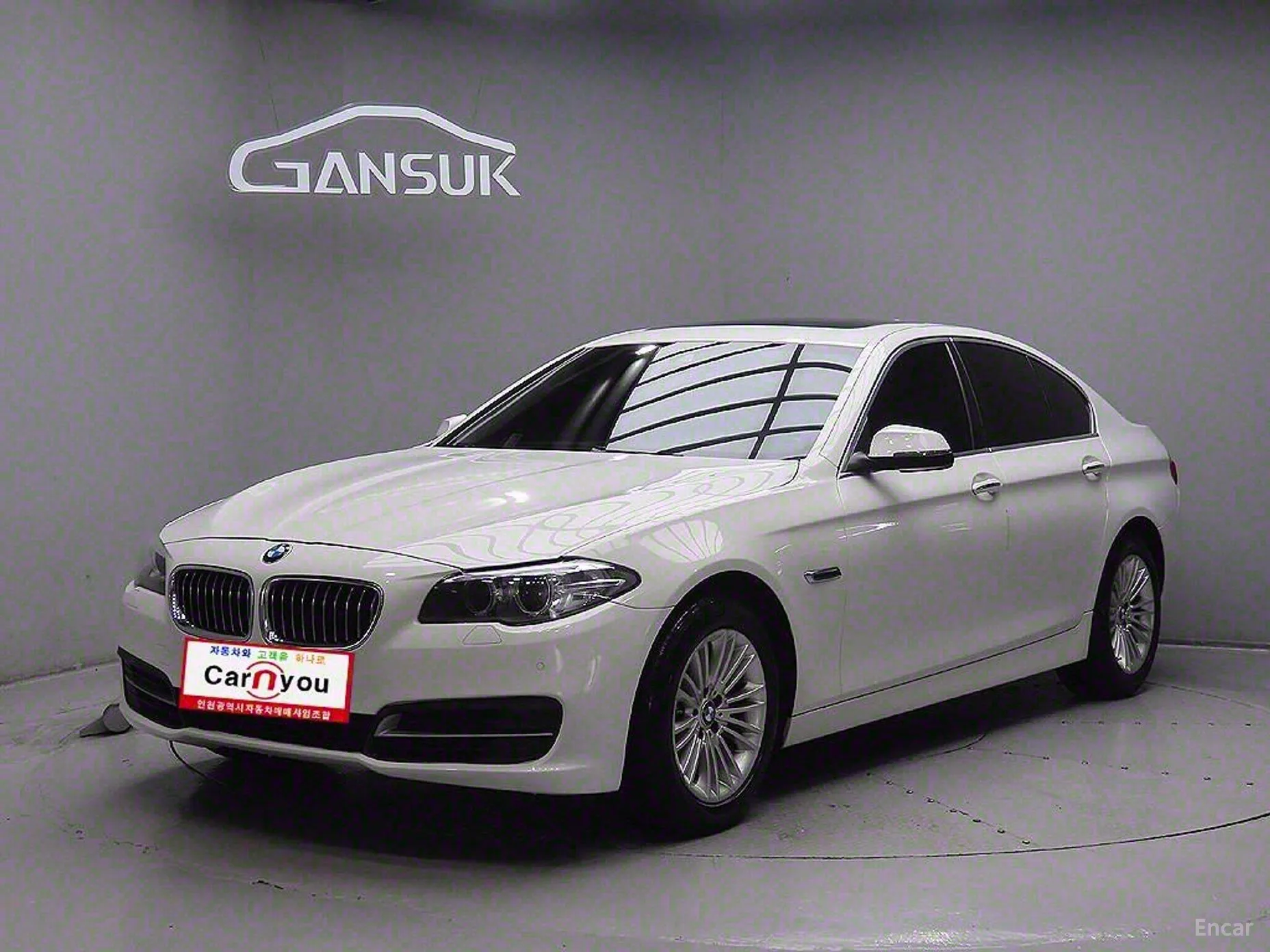 BMW 5 Series (F10) превью 2