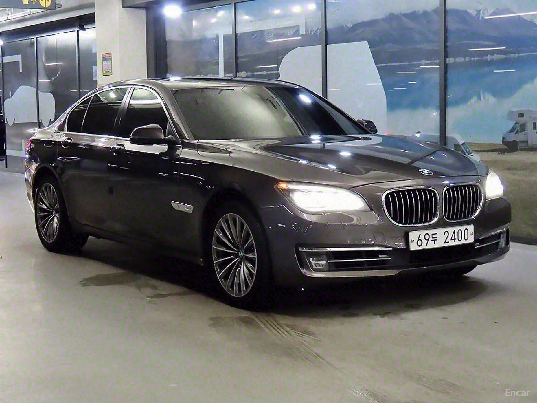 7 Series (F01)