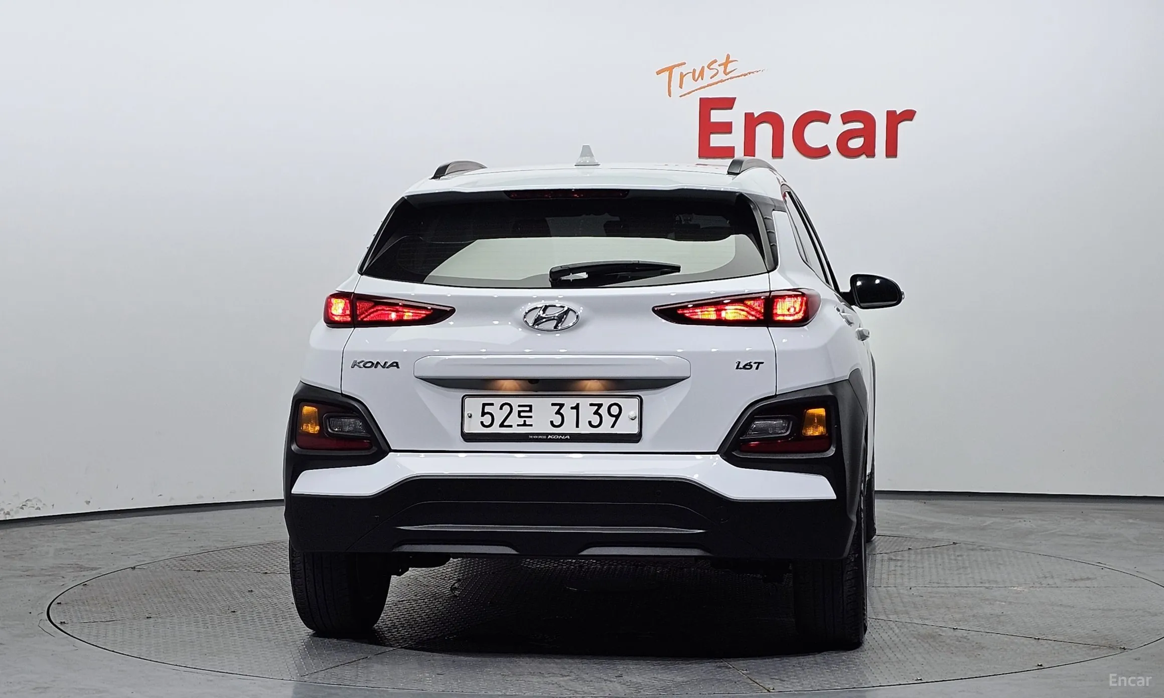 Hyundai Kona превью 3