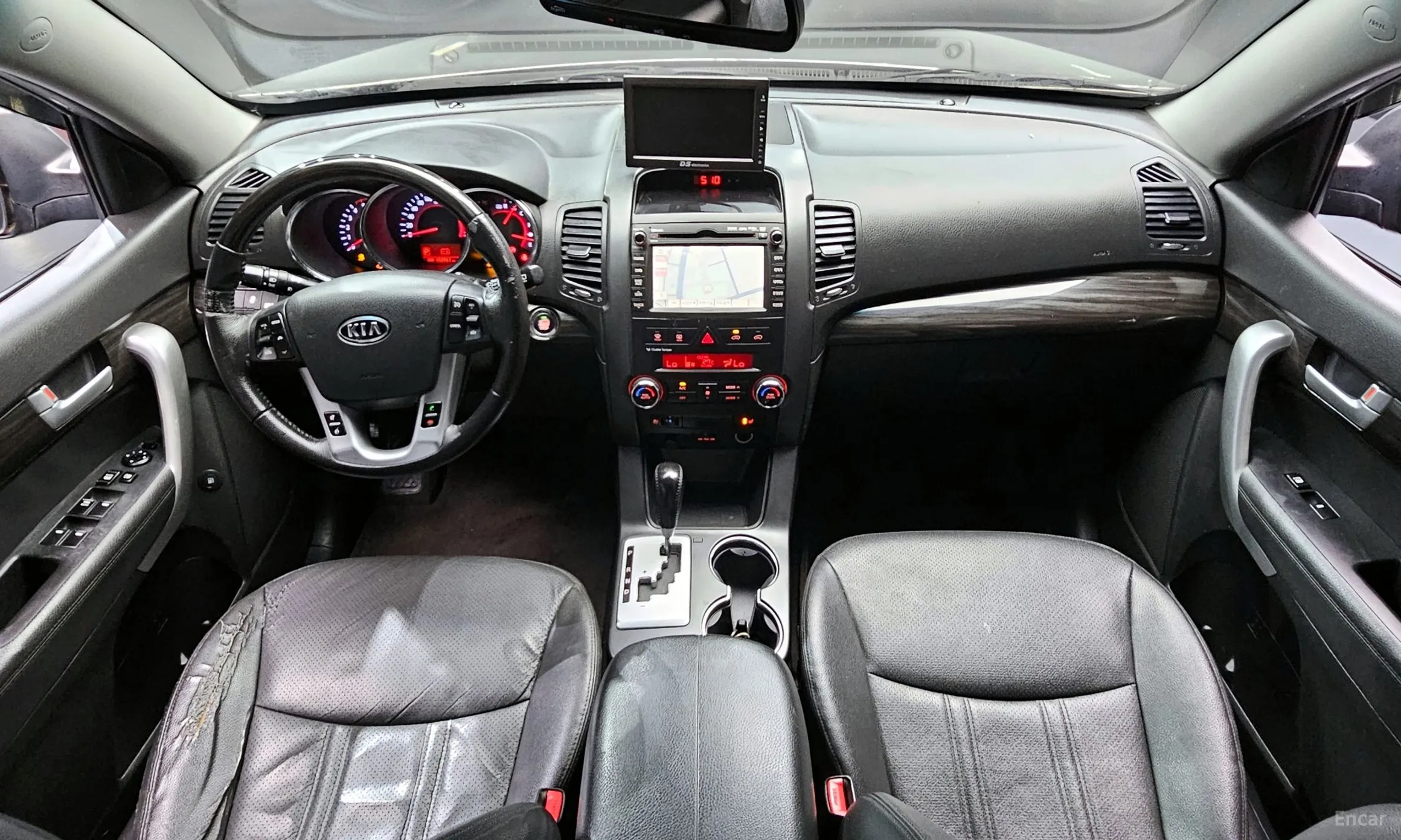 Kia Sorrento R превью 4